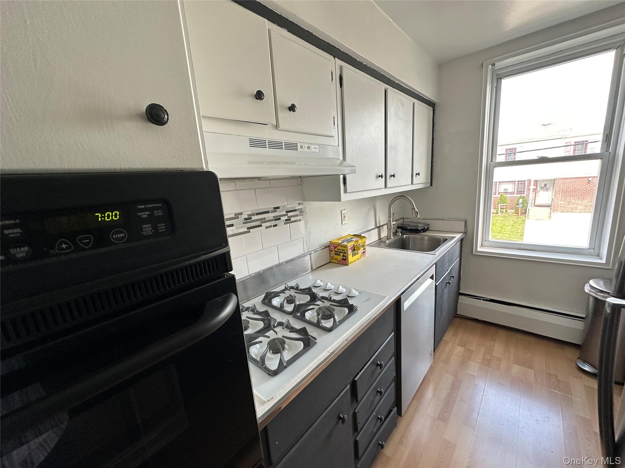 #7 photo, 60 Hempstead Avenue, Lynbrook , NY 11563