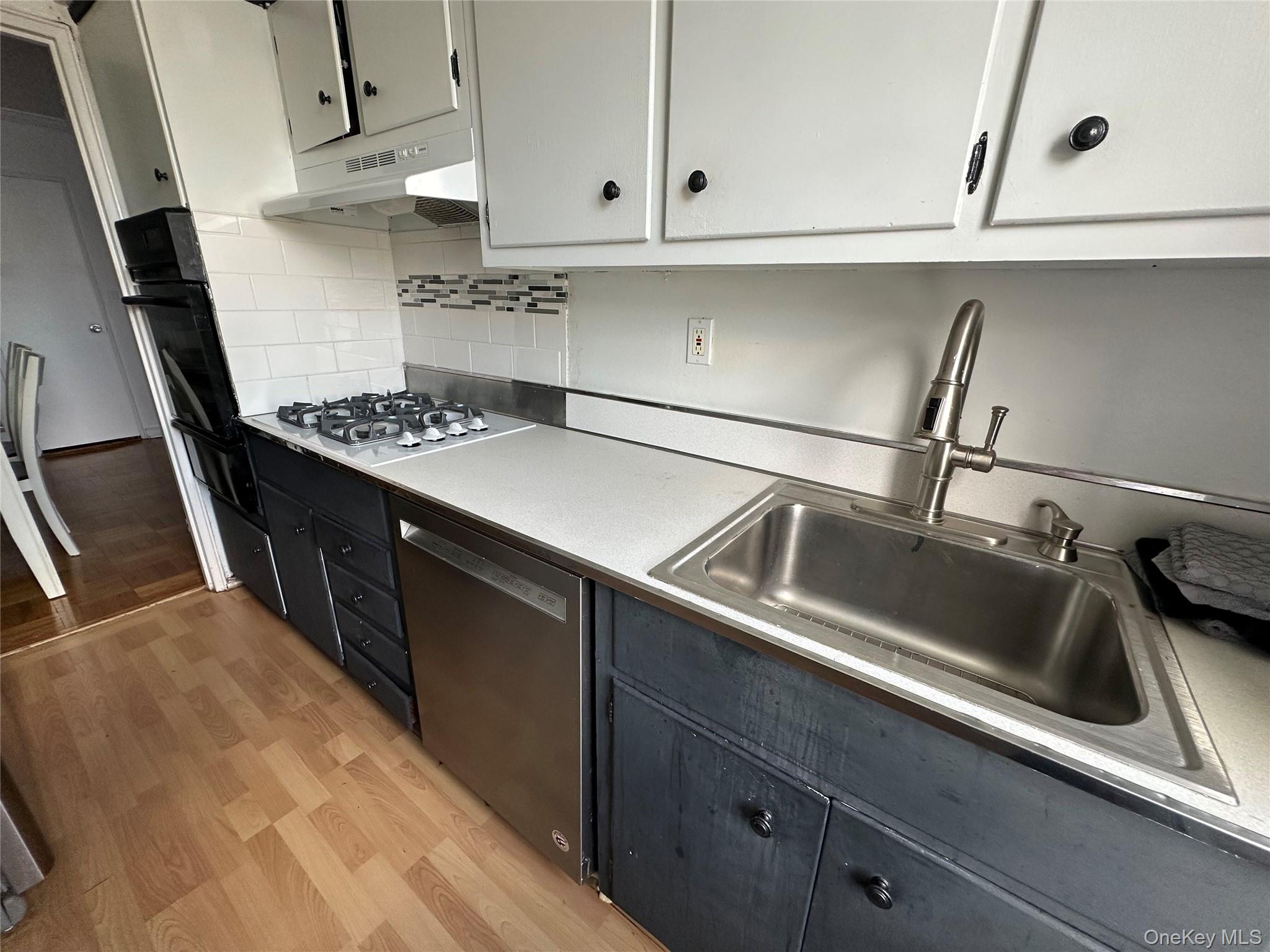 #9 photo, 60 Hempstead Avenue, Lynbrook , NY 11563