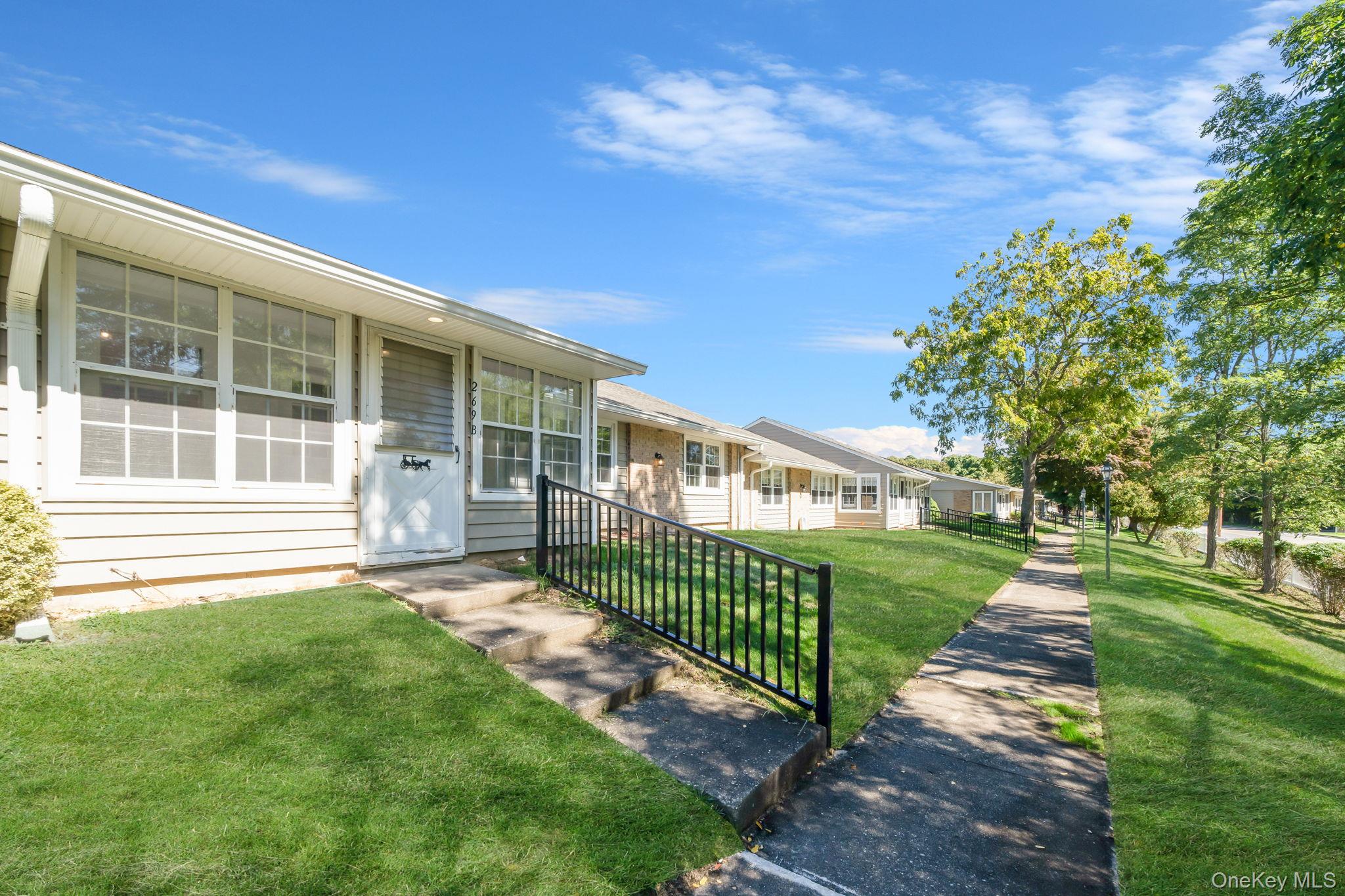 #5 photo, 269 Berwick Court, サフォーク郡 Ridge , NY 11961