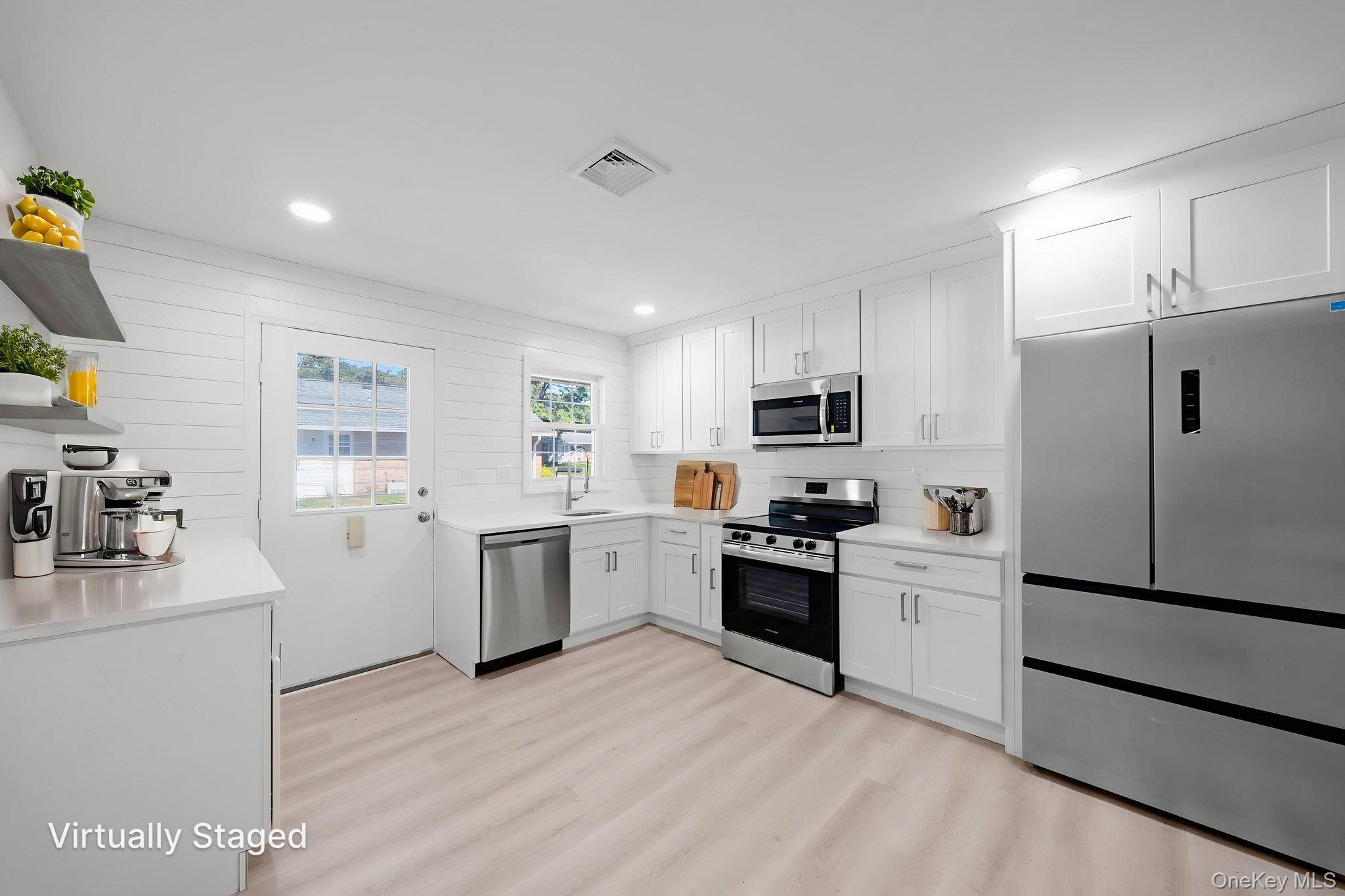 #9 photo, 269 Berwick Court, サフォーク郡 Ridge , NY 11961