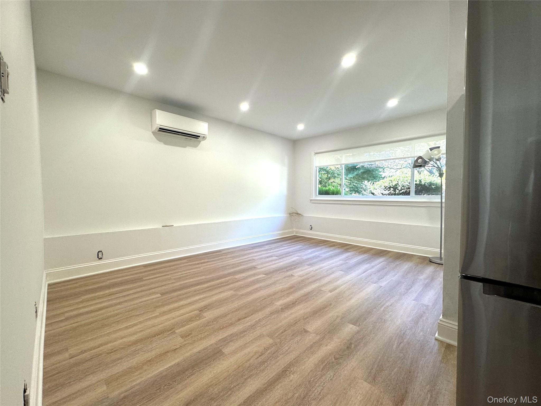 #1 photo, 326 Clay Pitts Road, East Northport , NY 11731