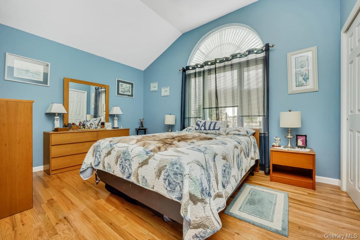 #16 photo, 193 Sportsmans Avenue, Freeport , NY 11520