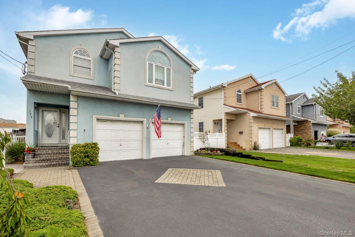 #2 photo, 193 Sportsmans Avenue, Freeport , NY 11520