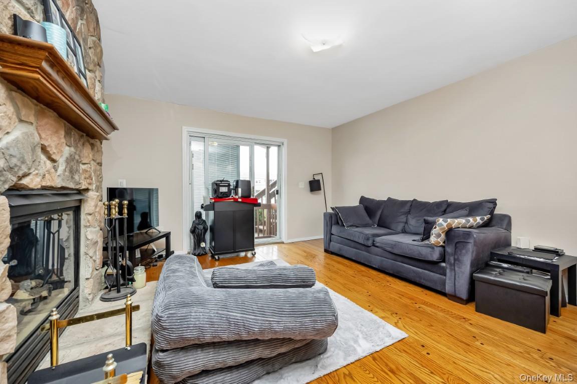 #9 photo, 193 Sportsmans Avenue, Freeport , NY 11520