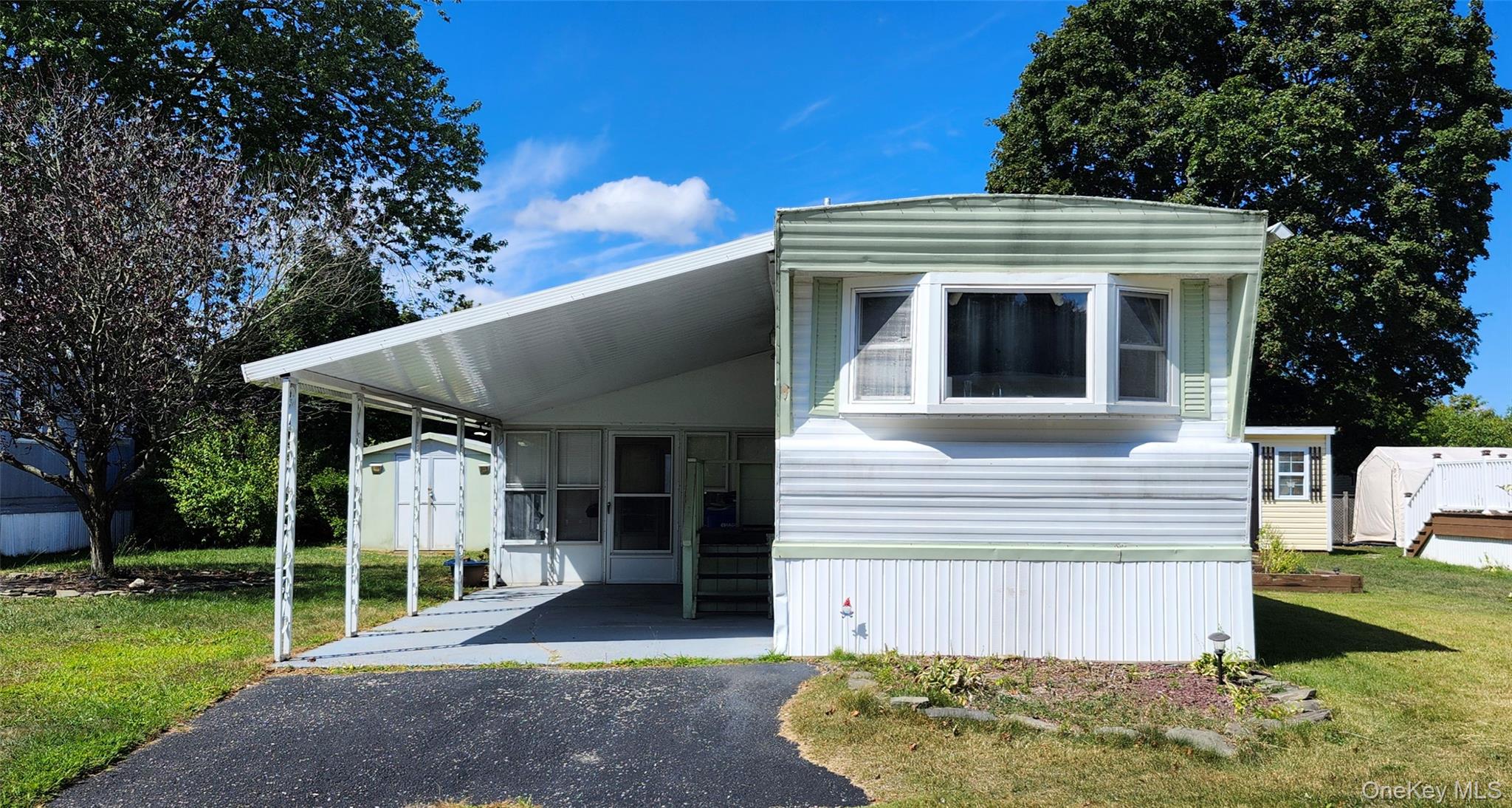 #1 photo, 60 Valley Forge Dr, سوفولك Bohemia , NY 11716