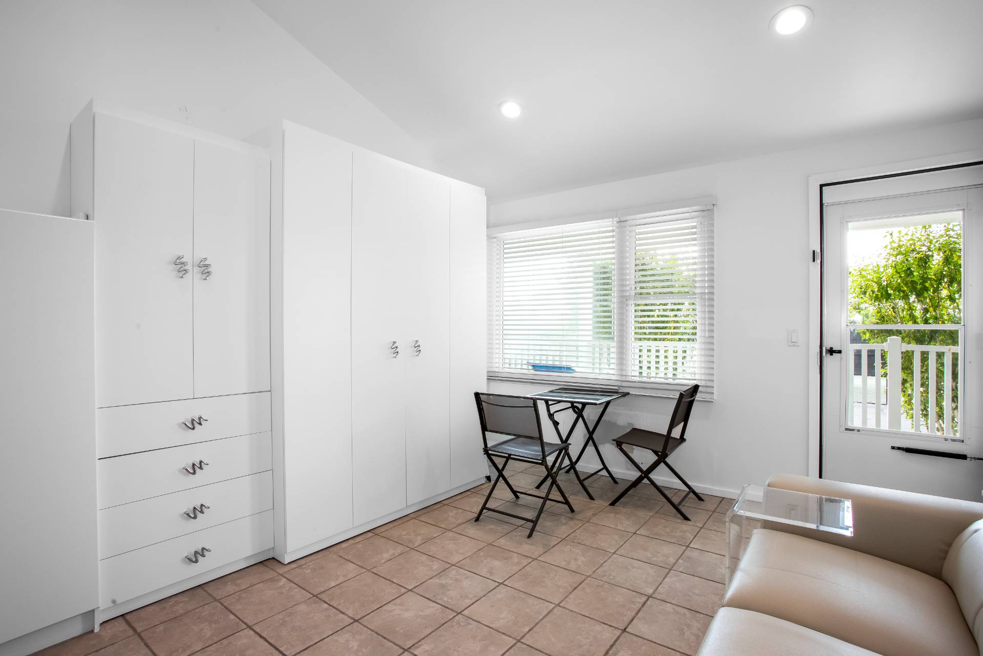 #3 photo, 231 DUNE RD, #908 & 909, サフォーク郡 Westhampton Beach , NY 11978