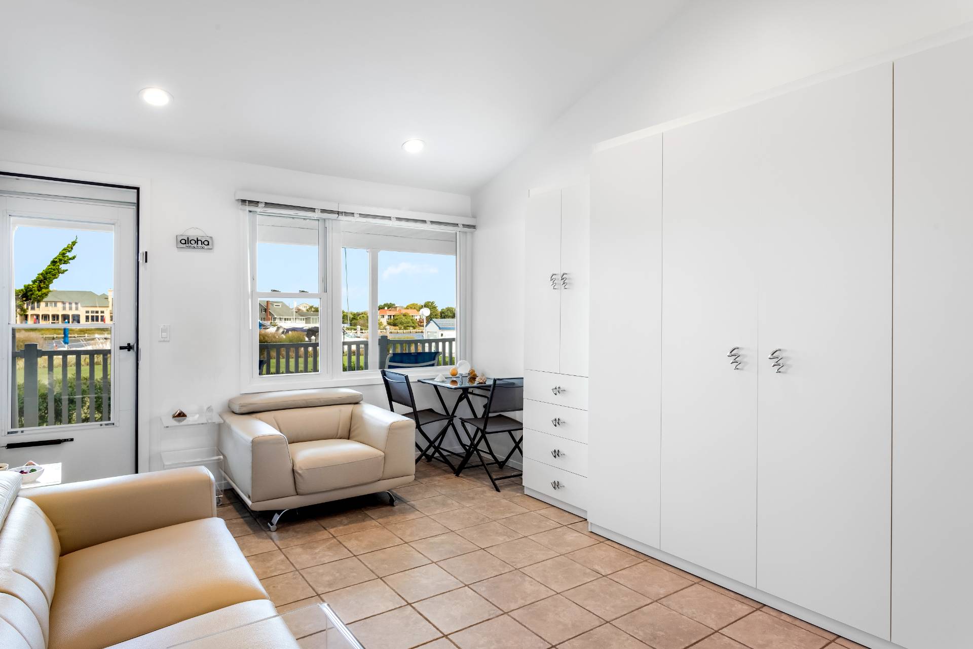 #7 photo, 231 DUNE RD, #908 & 909, サフォーク郡 Westhampton Beach , NY 11978