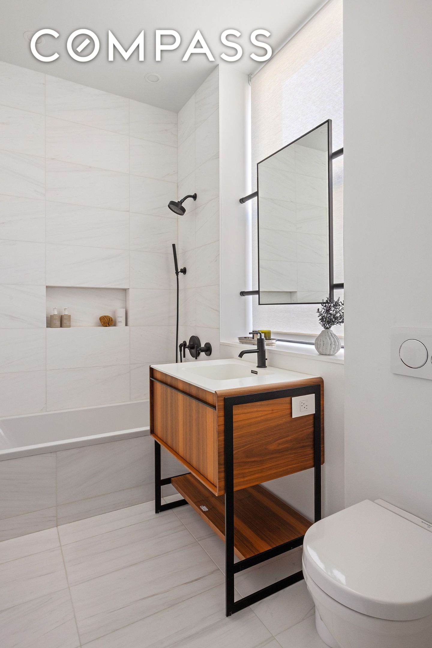 #12 photo, 48 E 13th Street, Greenwich Village , NY 10003