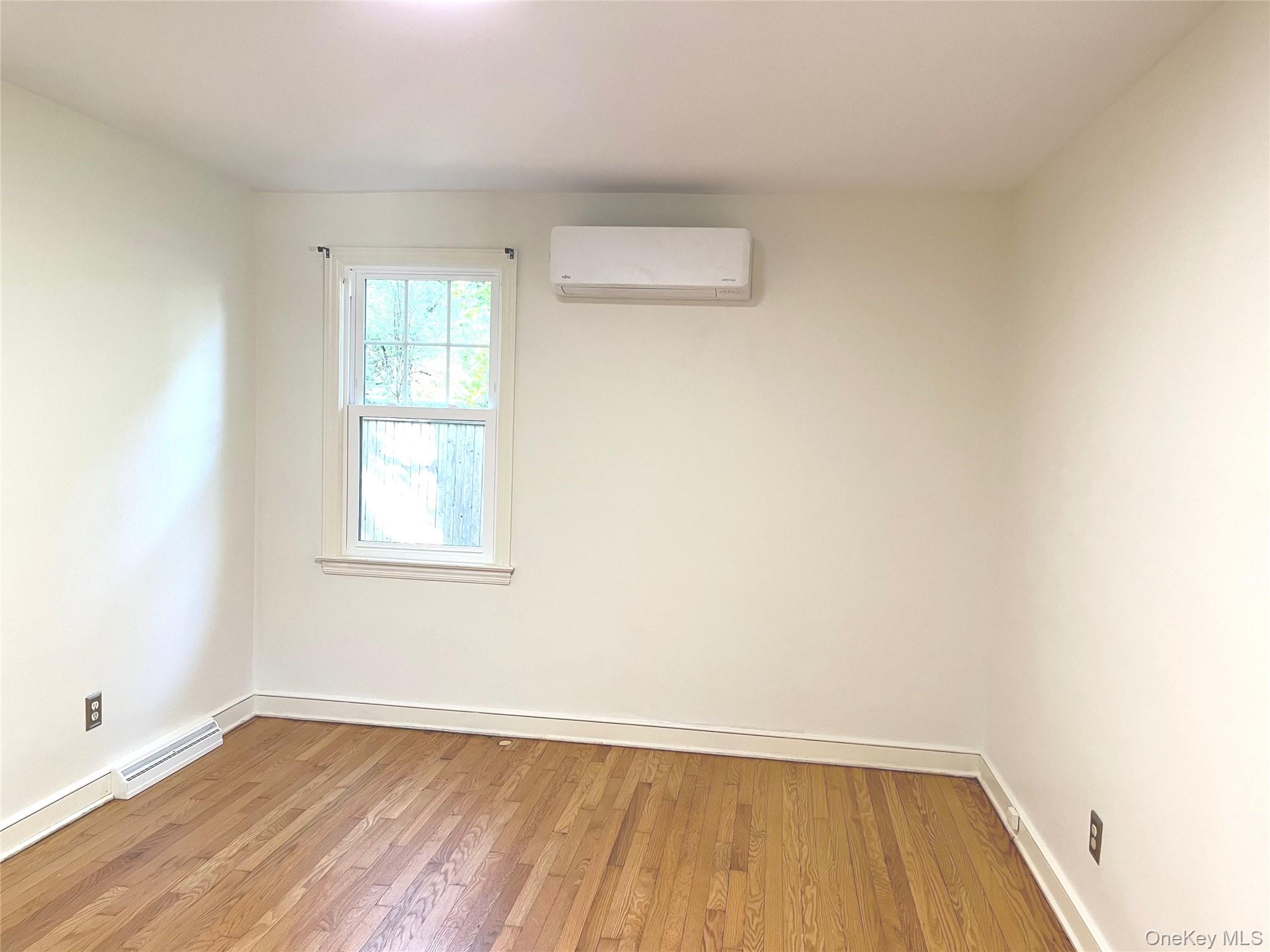 #16 photo, 14 Willow Bend, Poughkeepsie , NY 12601