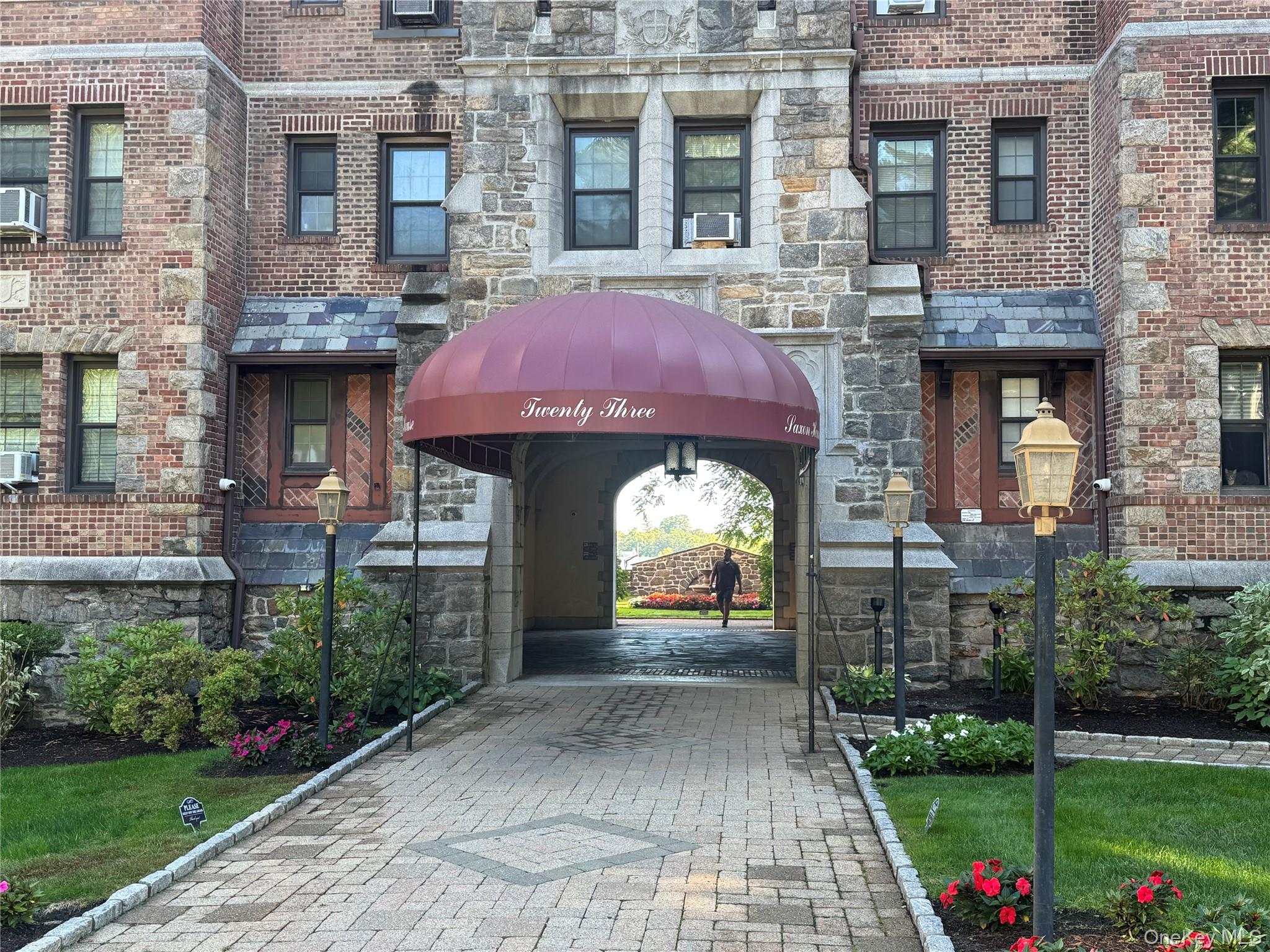 #2 photo, 23 Old Mamaroneck Road, White Plains , NY 10605