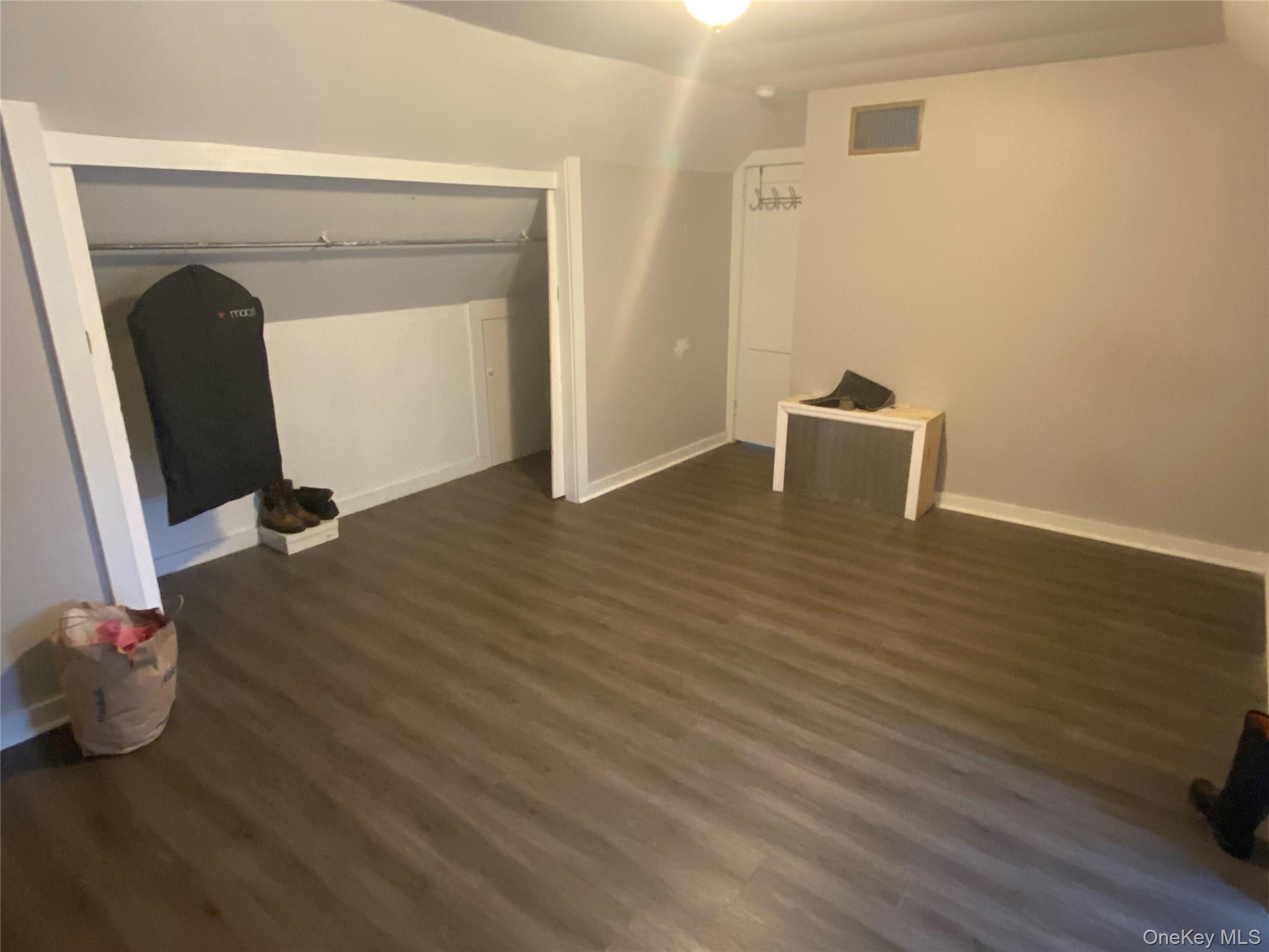 #15 photo, 7 Woods Place, Middletown , NY 10940