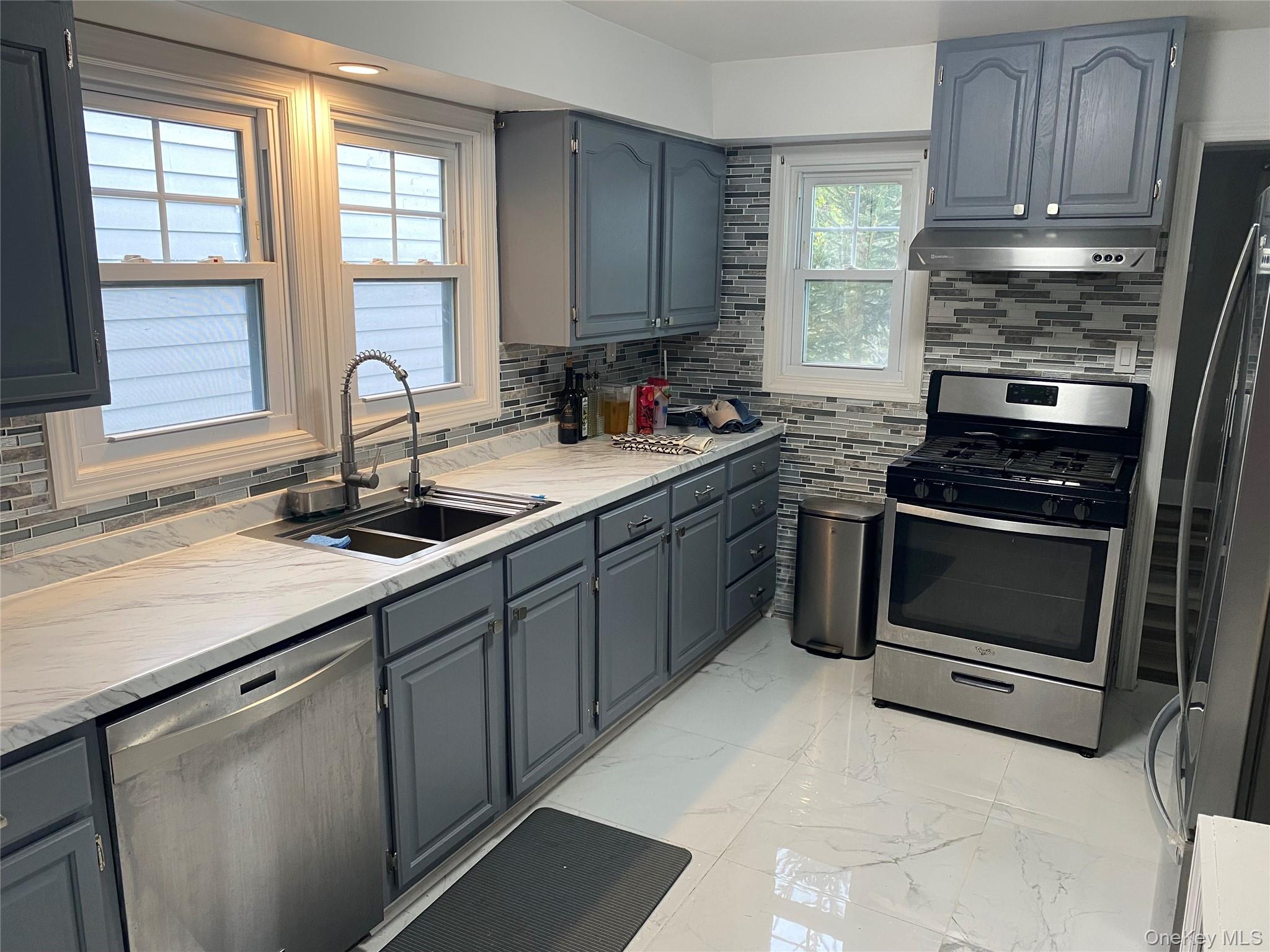 #2 photo, 7 Woods Place, Middletown , NY 10940