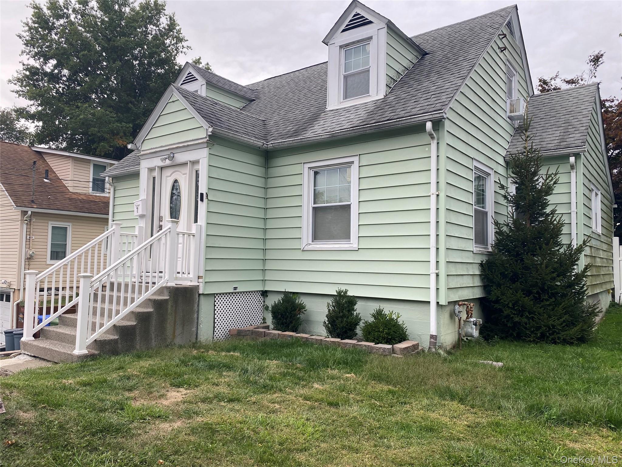 #6 photo, 7 Woods Place, Middletown , NY 10940