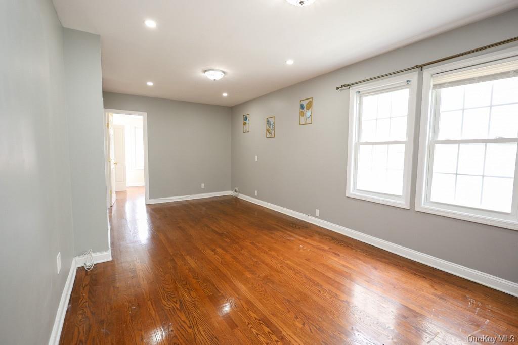 #9 photo, 10416 Rosita Road, Ozone Park , NY 11417