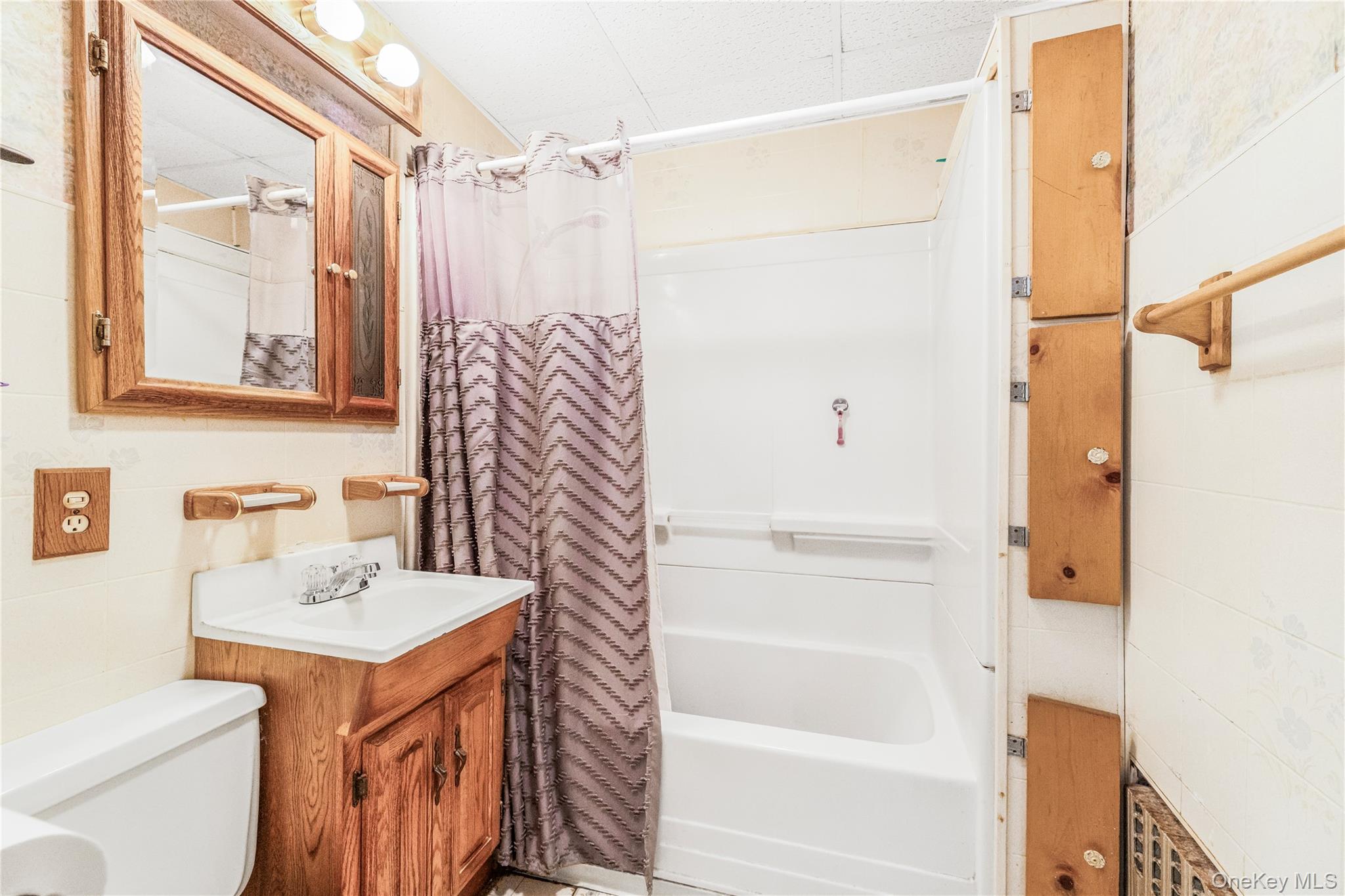 #20 photo, 284 AKA 11 Tompkins Avenue, Yonkers , NY 10710