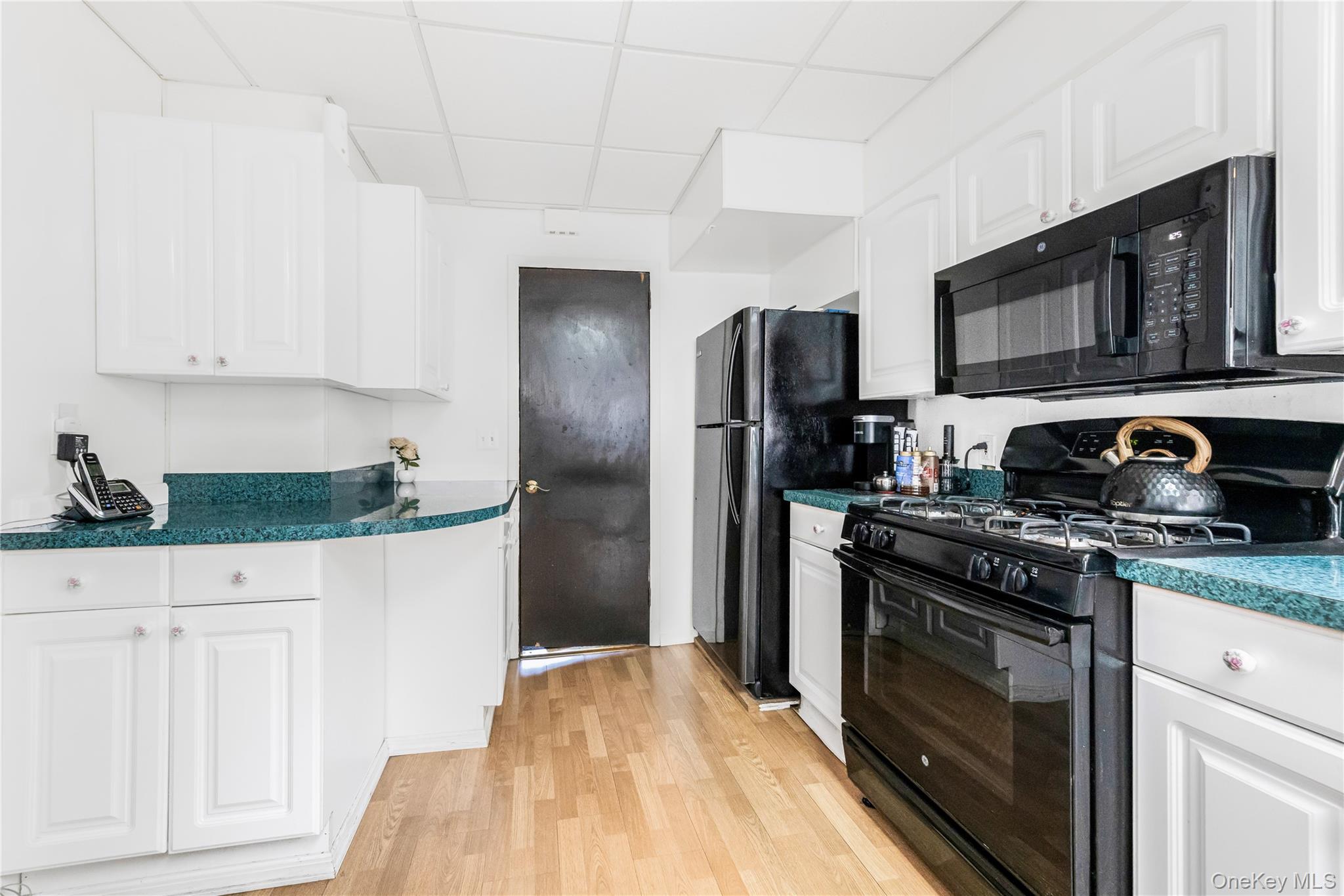 #4 photo, 284 AKA 11 Tompkins Avenue, Yonkers , NY 10710