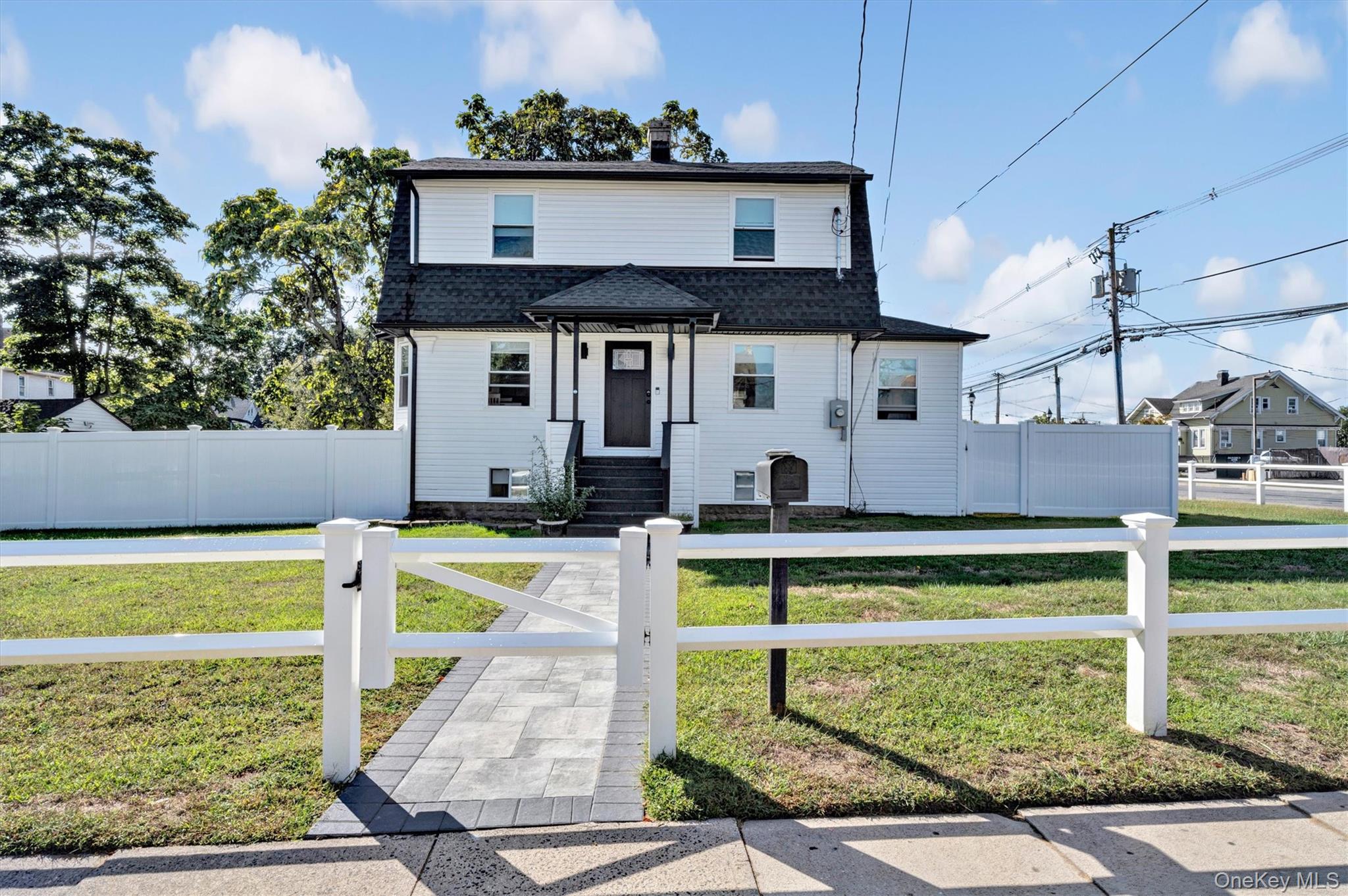 #7 photo, 159 Southside Avenue, Freeport , NY 11520