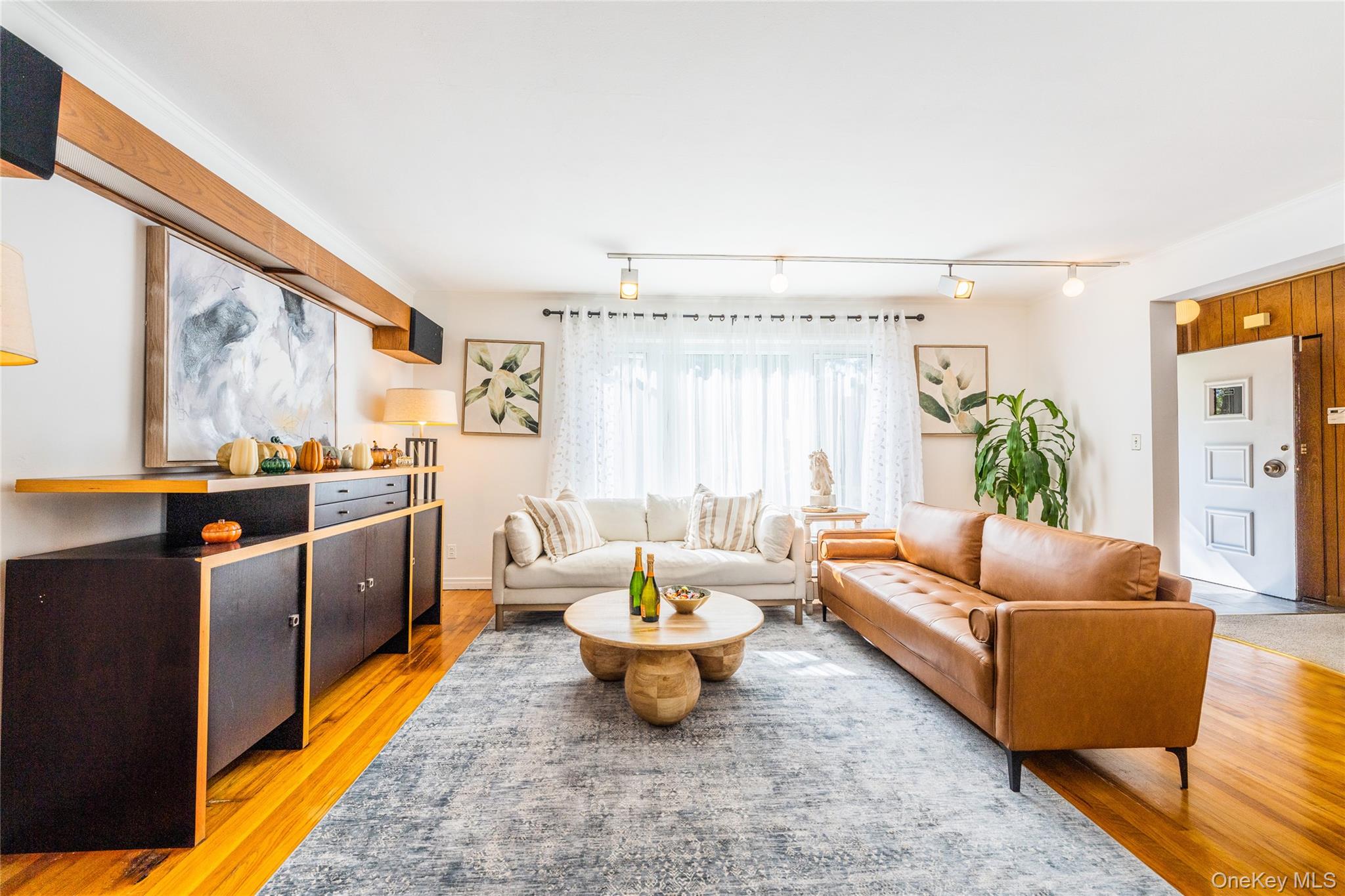 #6 photo, 50-15 199th Street, Fresh Meadows , NY 11365