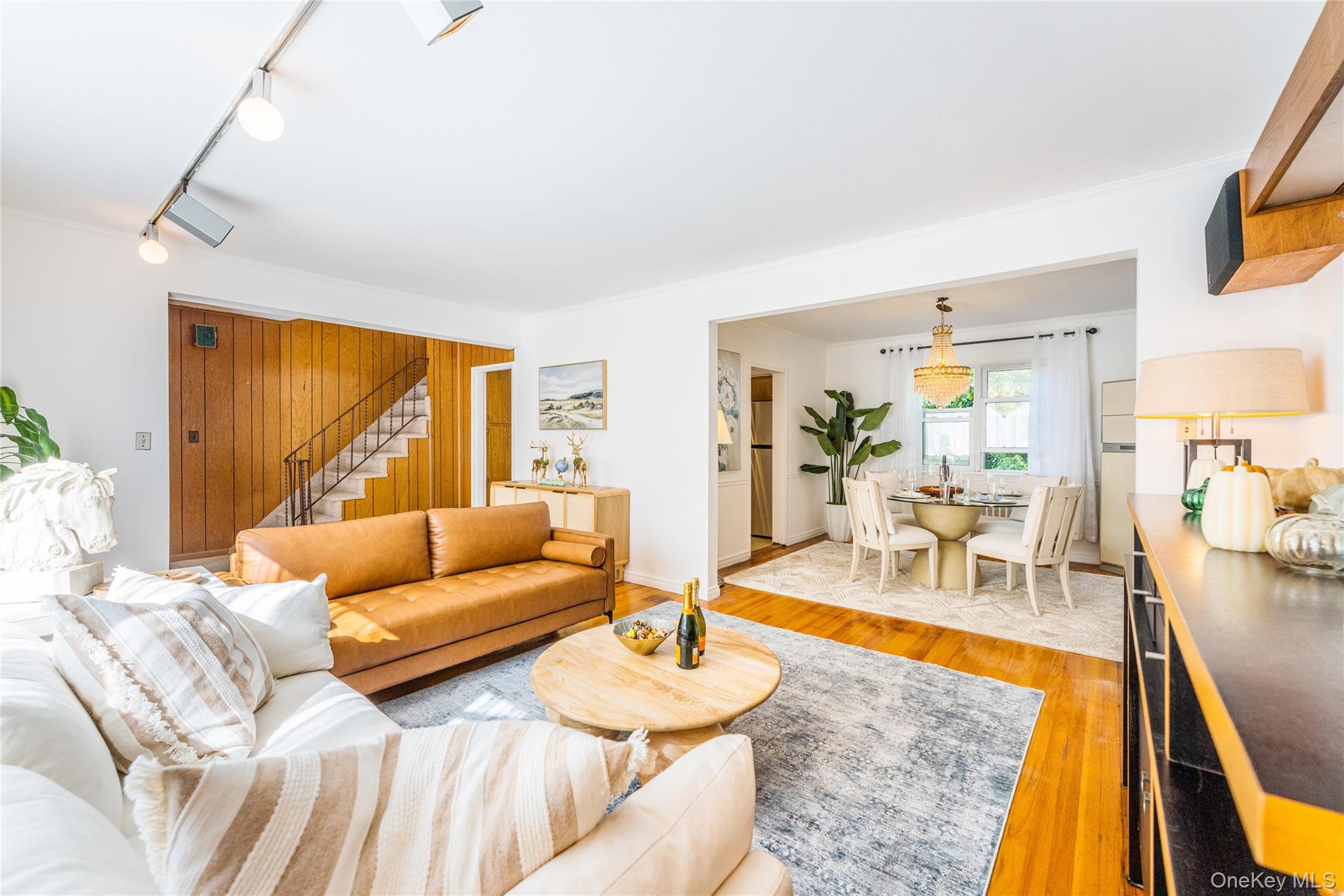 #8 photo, 50-15 199th Street, Fresh Meadows , NY 11365