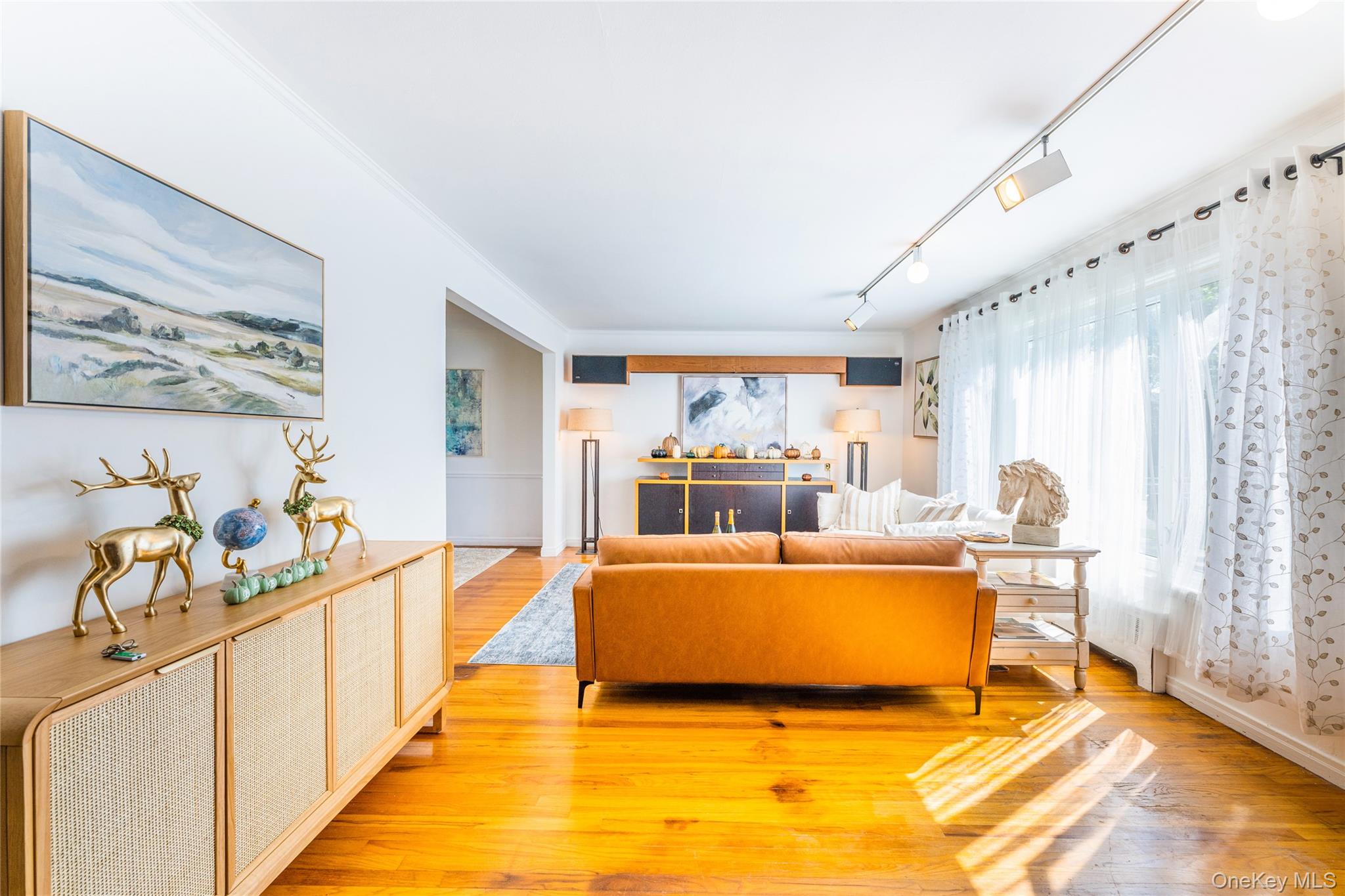 #9 photo, 50-15 199th Street, Fresh Meadows , NY 11365