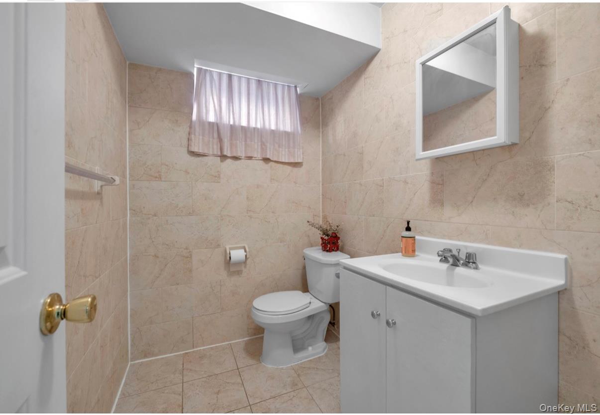 #12 photo, 8810 70th Road, Forest Hills , NY 11375