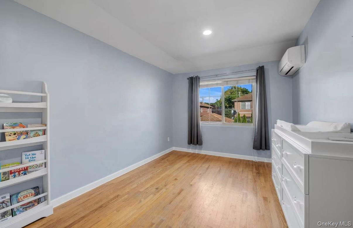 #9 photo, 8810 70th Road, Forest Hills , NY 11375