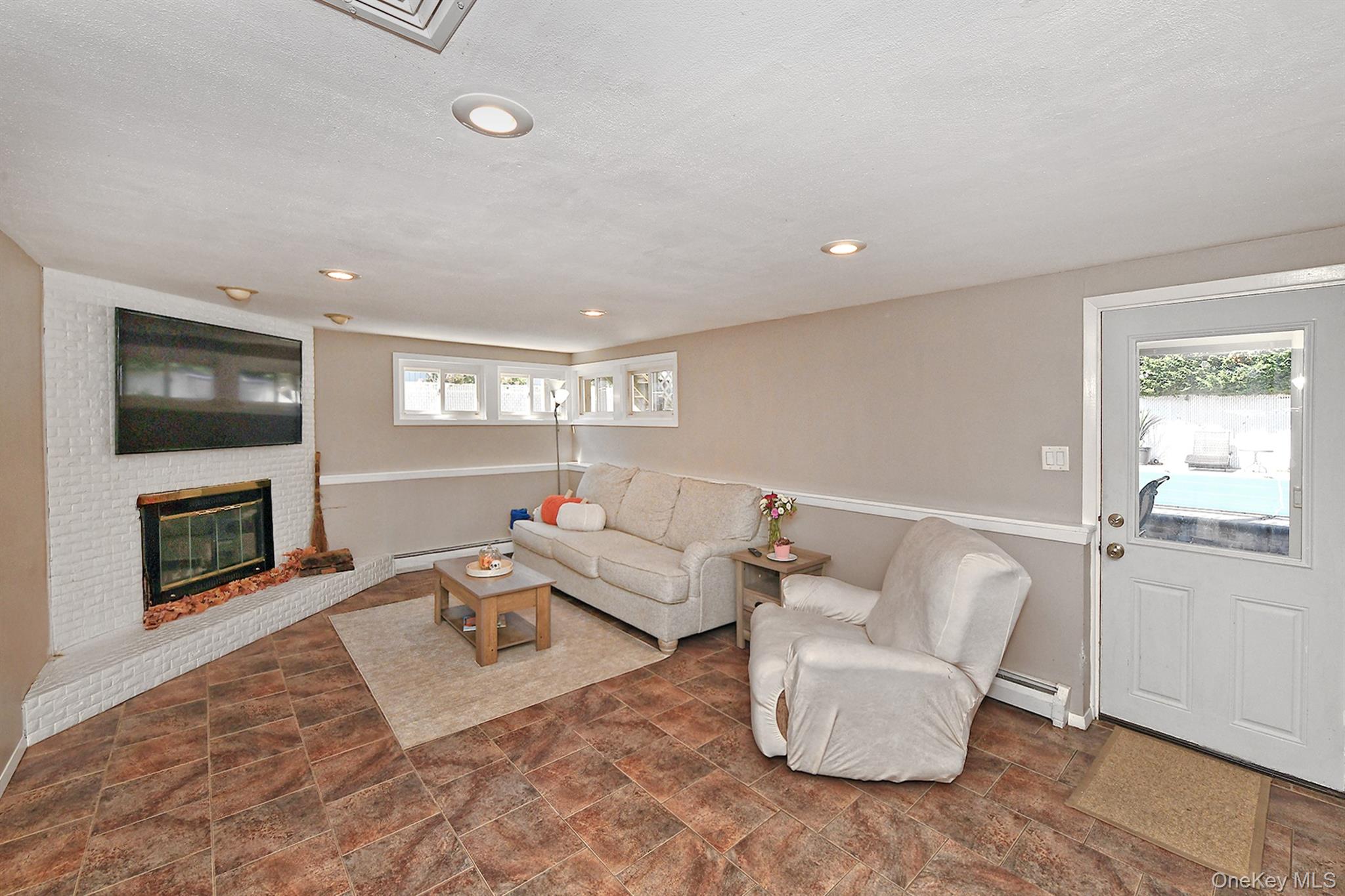 #16 photo, 3969 Marlow Court, Seaford , NY 11783