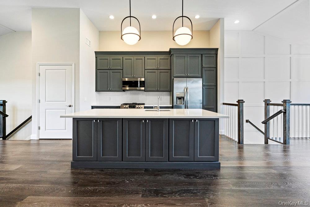 #4 photo, 295 Silver Timber Drive, Yaphank , NY 11980