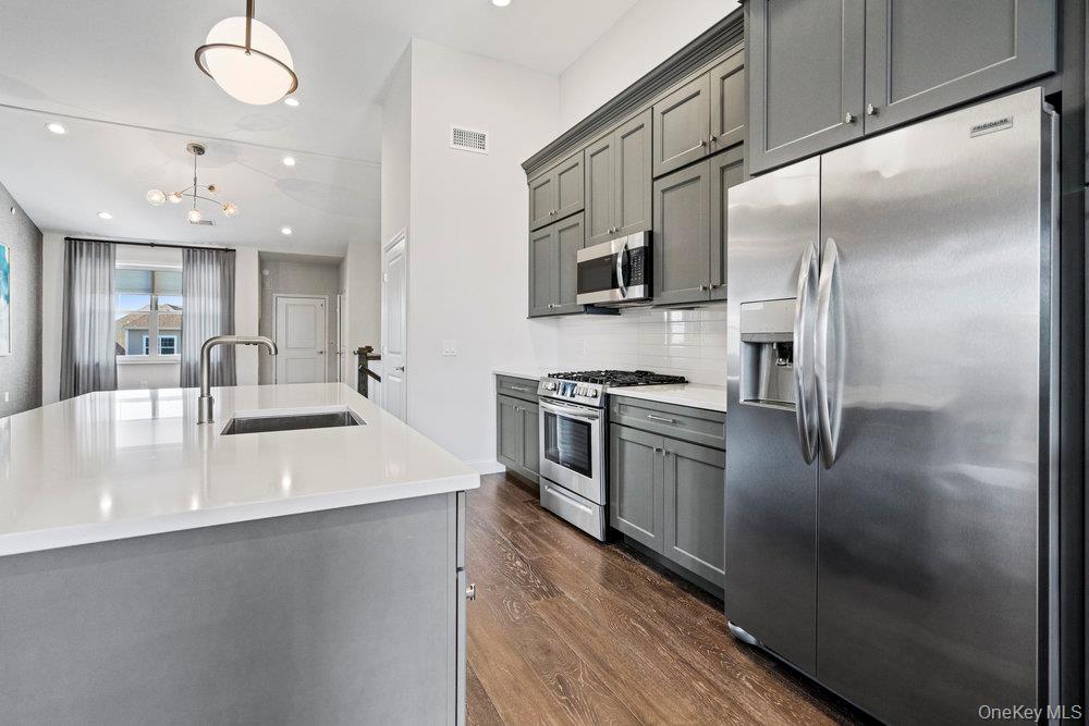 #8 photo, 295 Silver Timber Drive, Yaphank , NY 11980