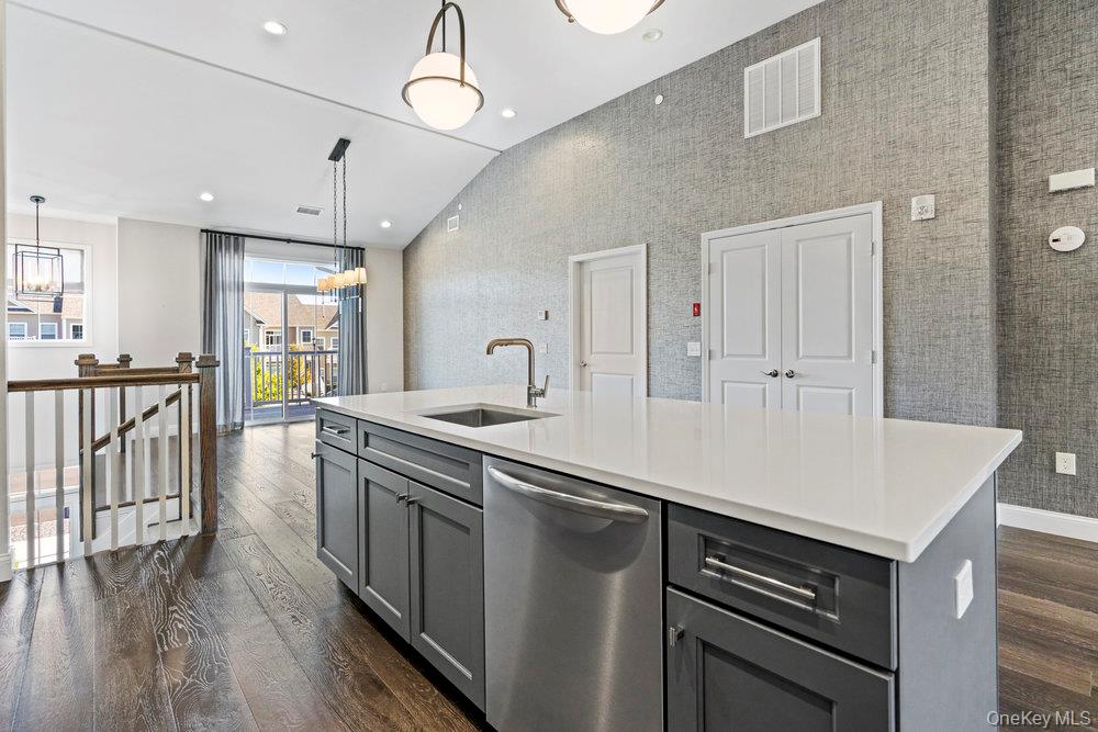 #9 photo, 295 Silver Timber Drive, Yaphank , NY 11980