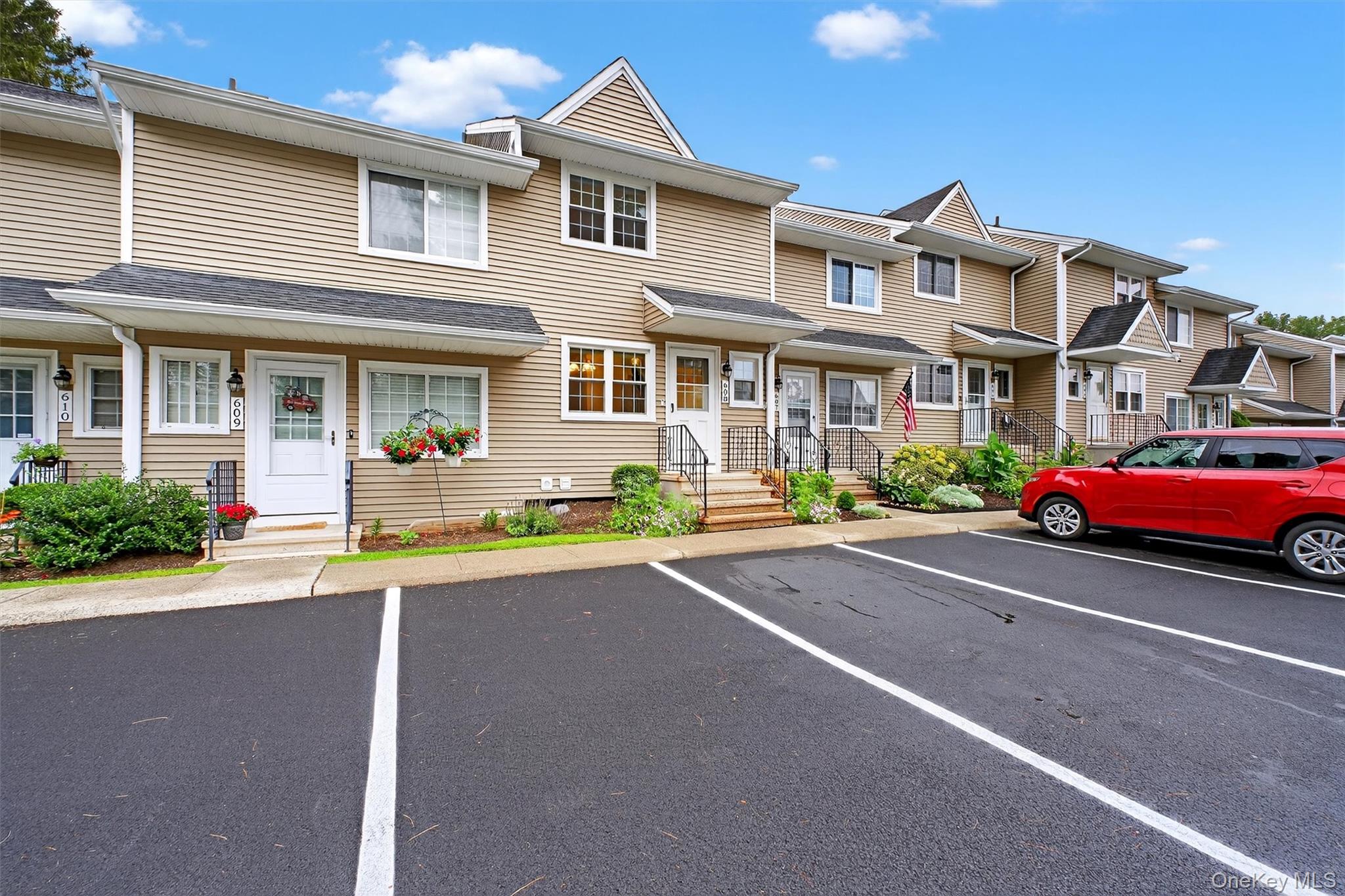 #3 photo, 608 Covington Green Lane, Patterson , NY 12563