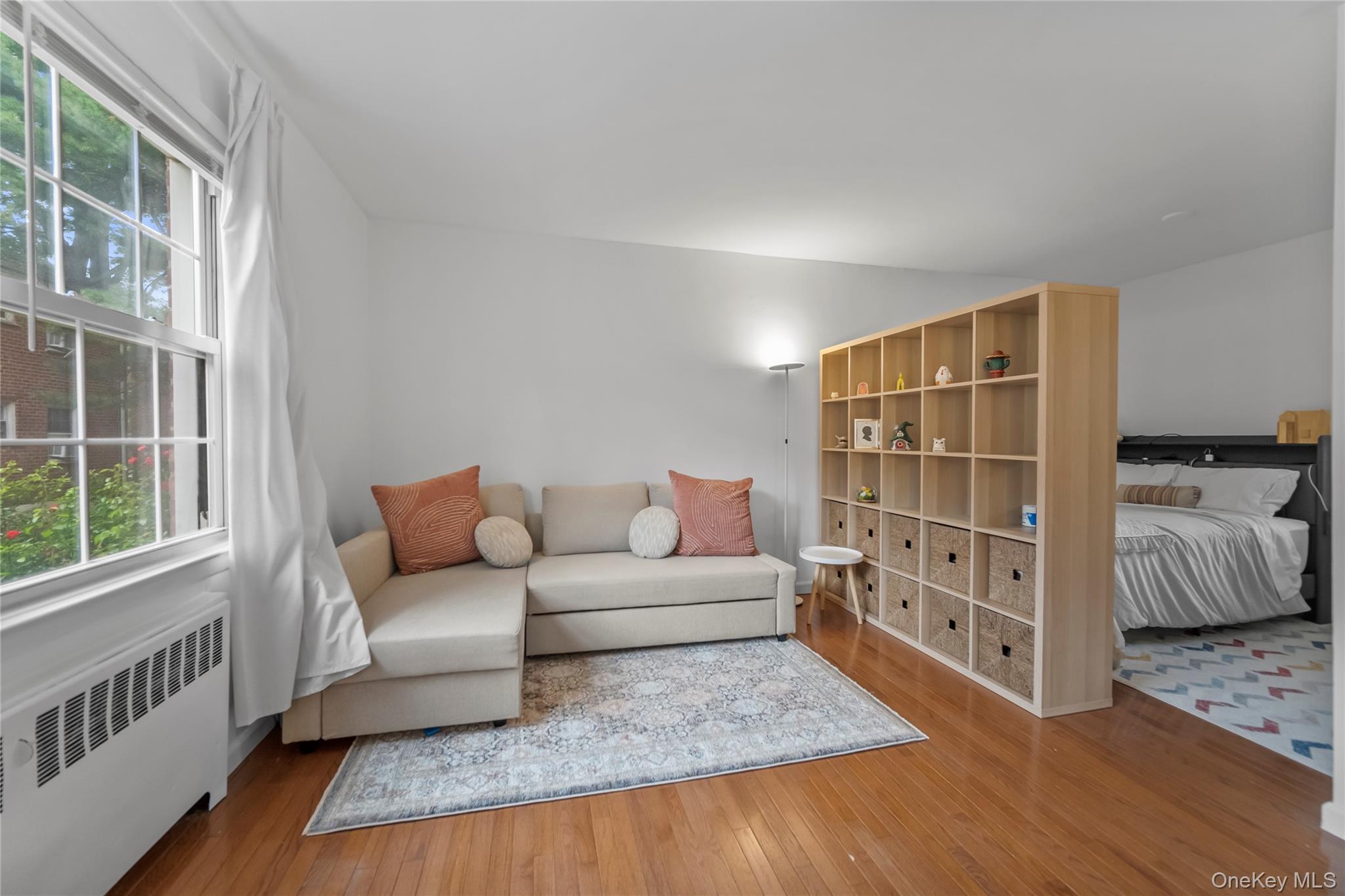 #9 photo, 182 Pinewood Road, Hartsdale , NY 10530