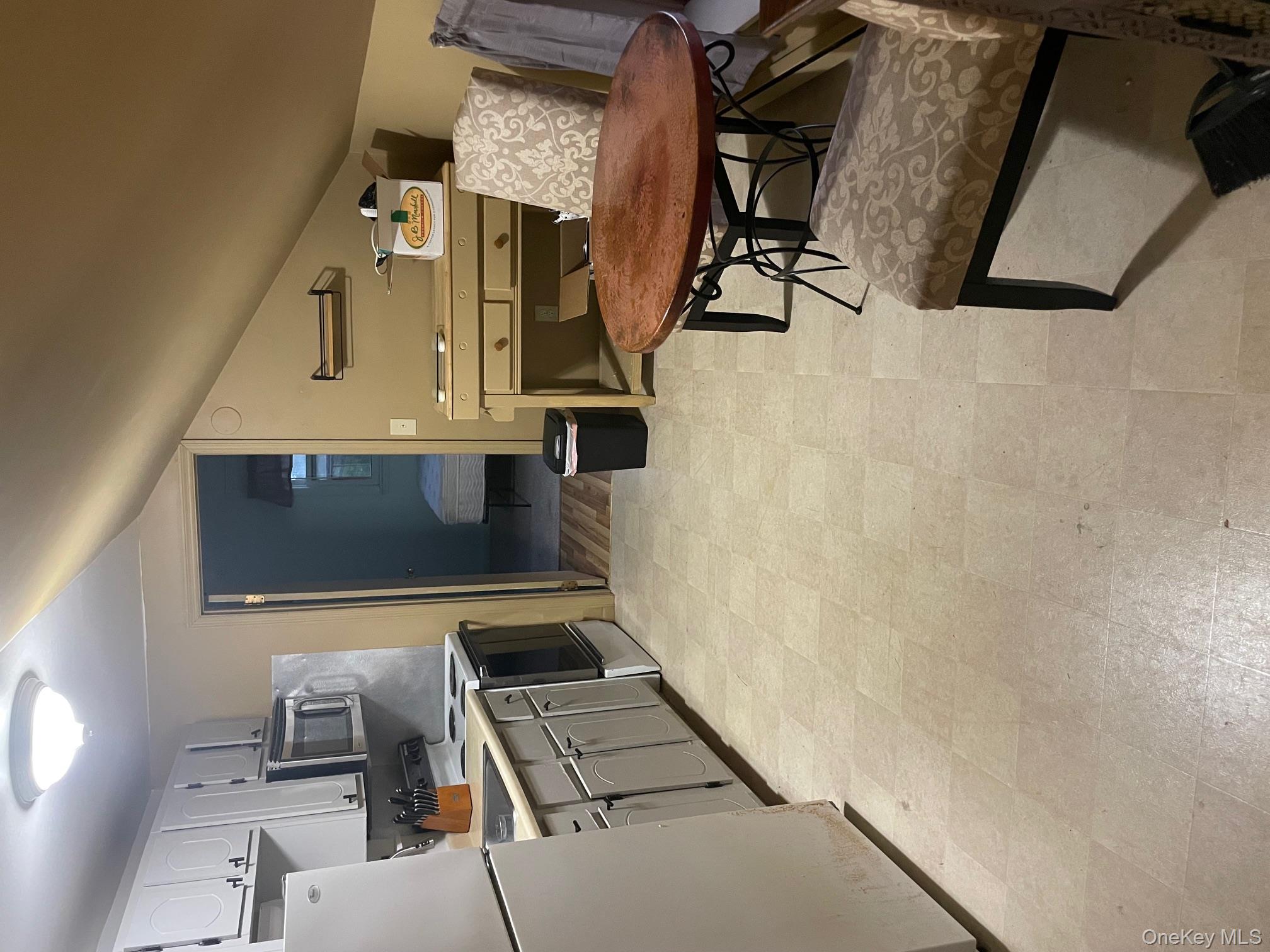 #10 photo, 1218 Burlingham Road, Pine Bush , NY 12566