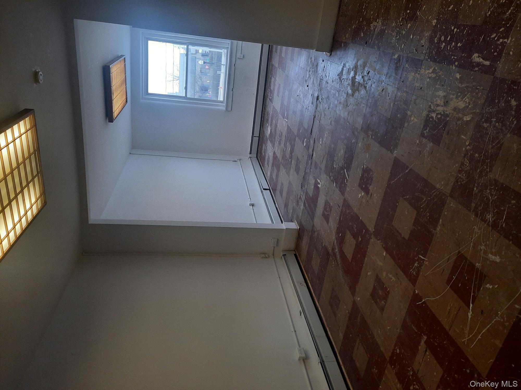 #10 photo, 129 Canal Street, Ellenville , NY 12428