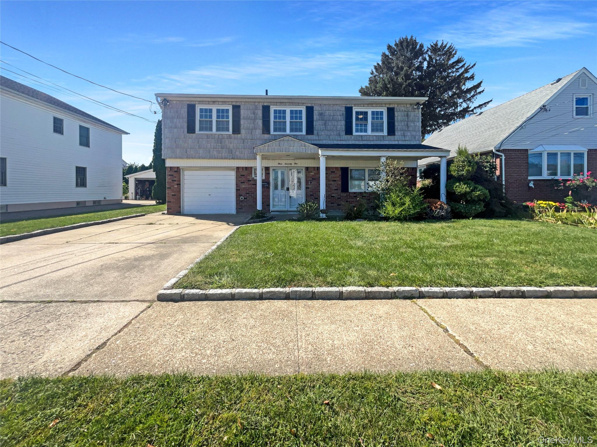 #1 photo, 371 Pennsylvania Avenue, Mineola , NY 11501