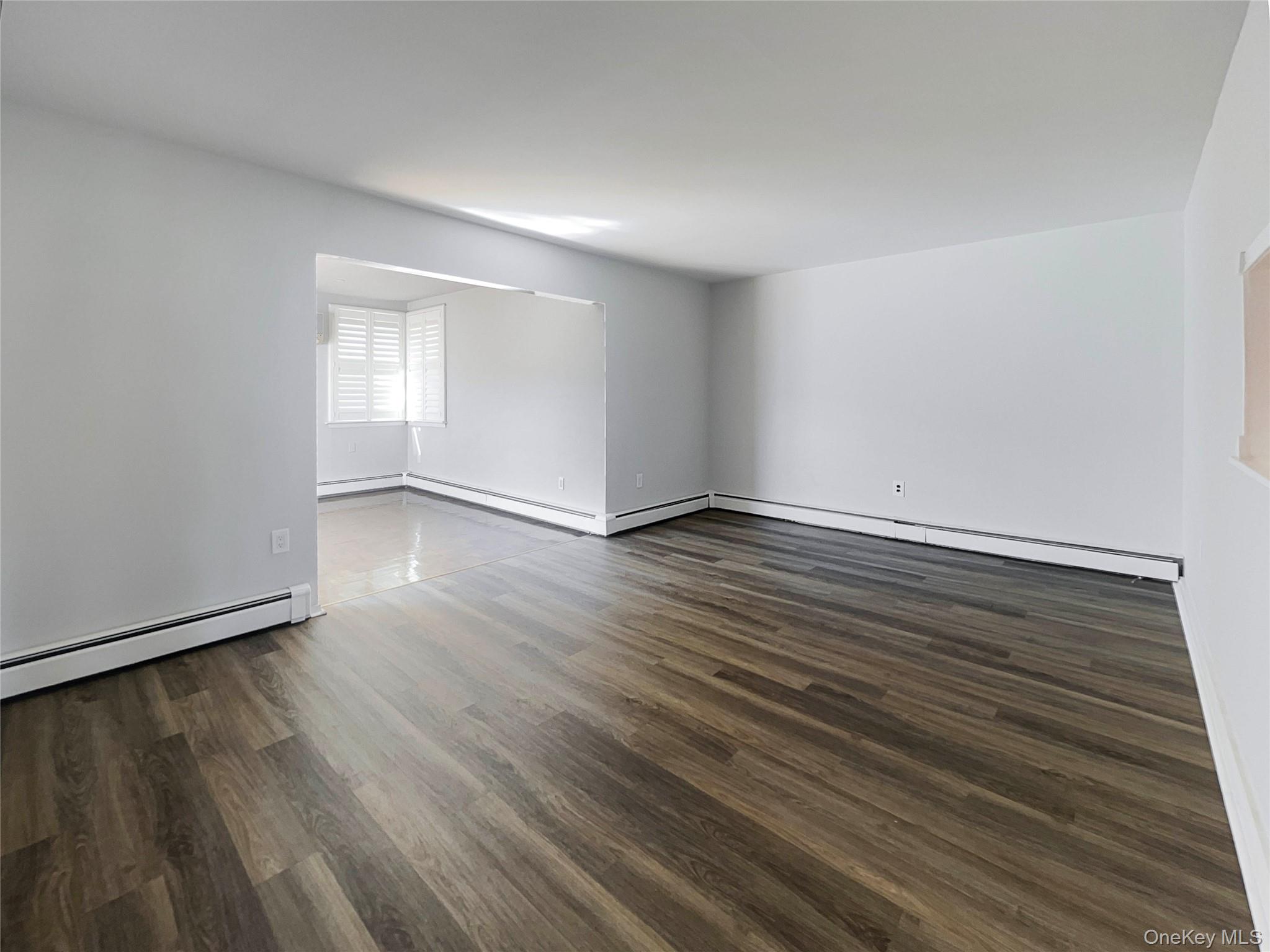 #15 photo, 371 Pennsylvania Avenue, Mineola , NY 11501