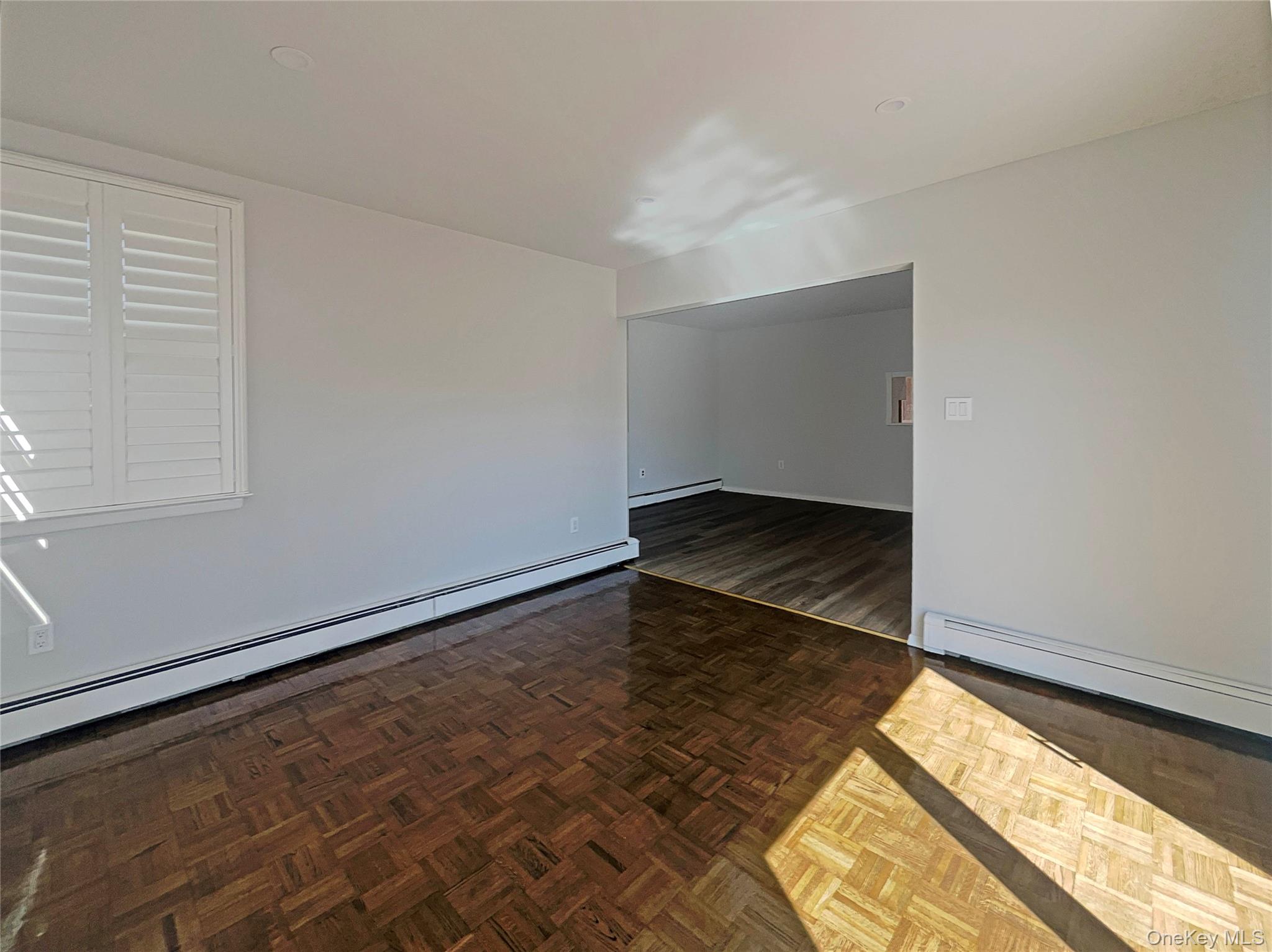 #17 photo, 371 Pennsylvania Avenue, Mineola , NY 11501