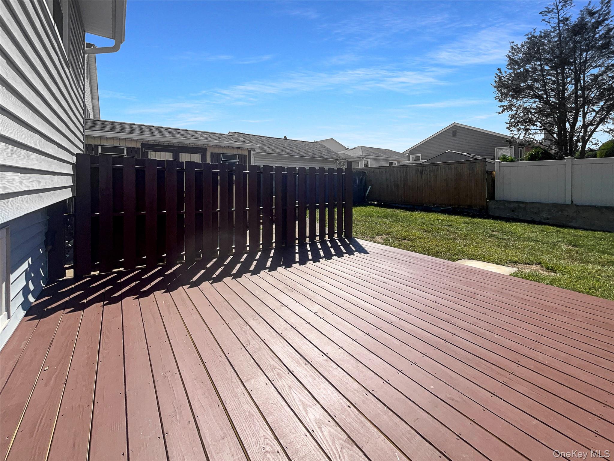 #18 photo, 371 Pennsylvania Avenue, Mineola , NY 11501