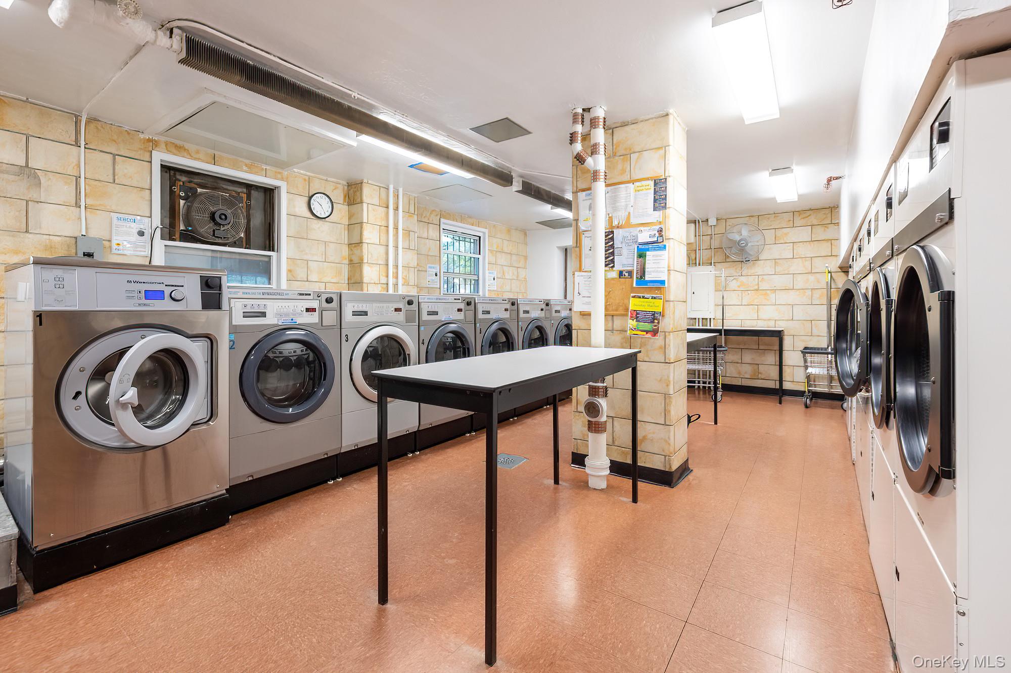 #16 photo, 4901 Henry Hudson Parkway, ブロンクス区 Bronx , NY 10471