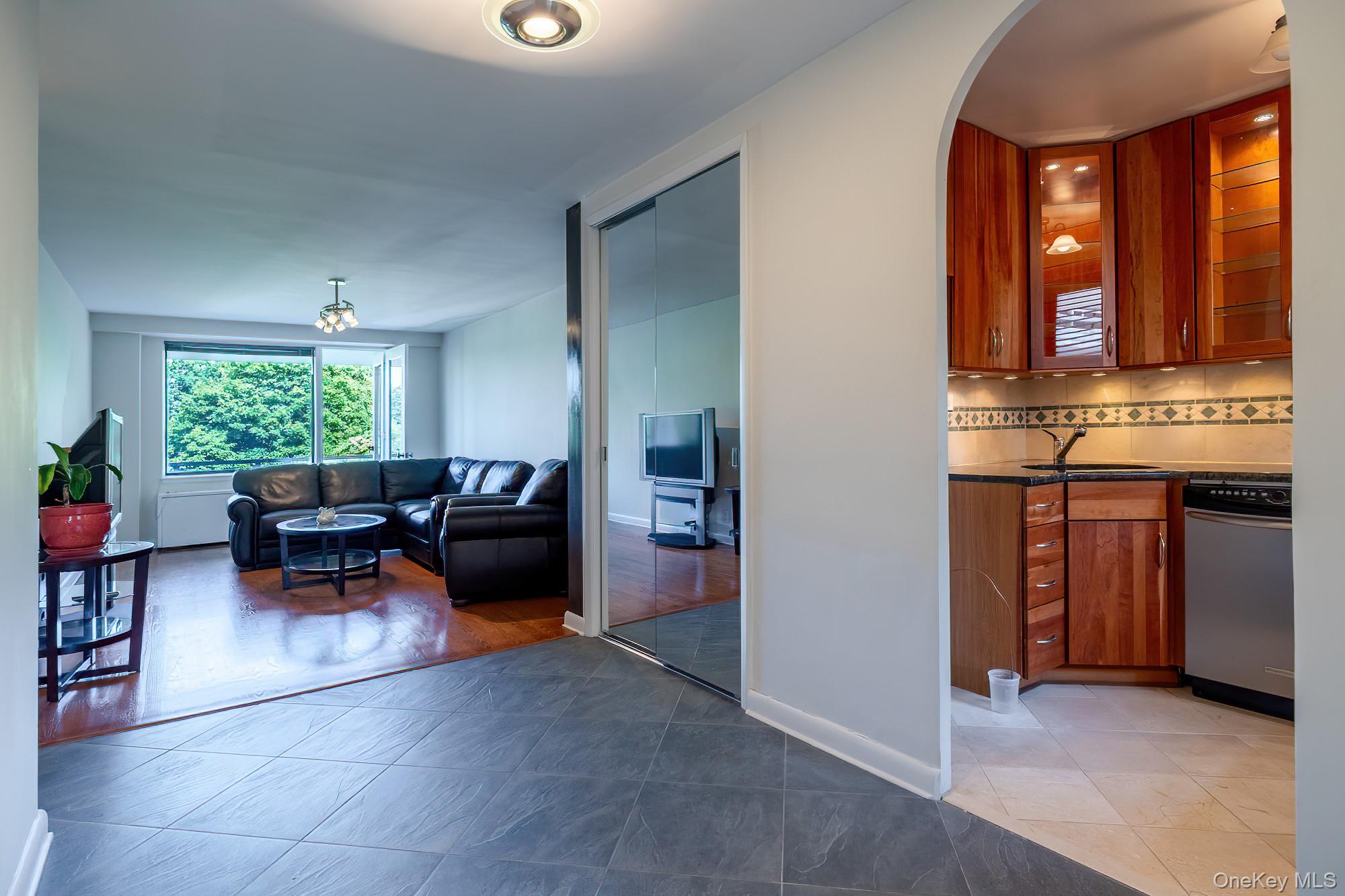 #5 photo, 4901 Henry Hudson Parkway, ブロンクス区 Bronx , NY 10471