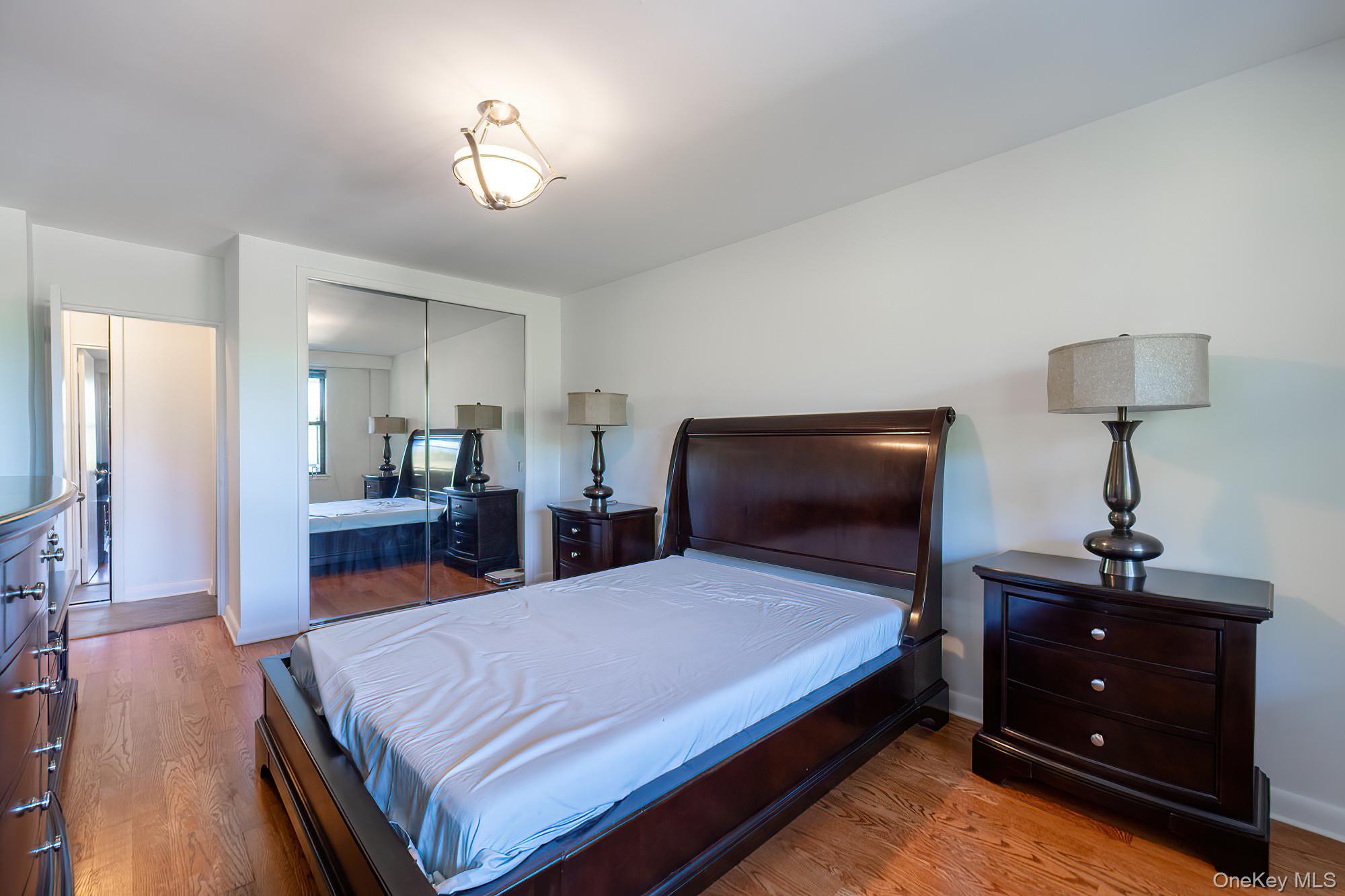 #9 photo, 4901 Henry Hudson Parkway, ブロンクス区 Bronx , NY 10471