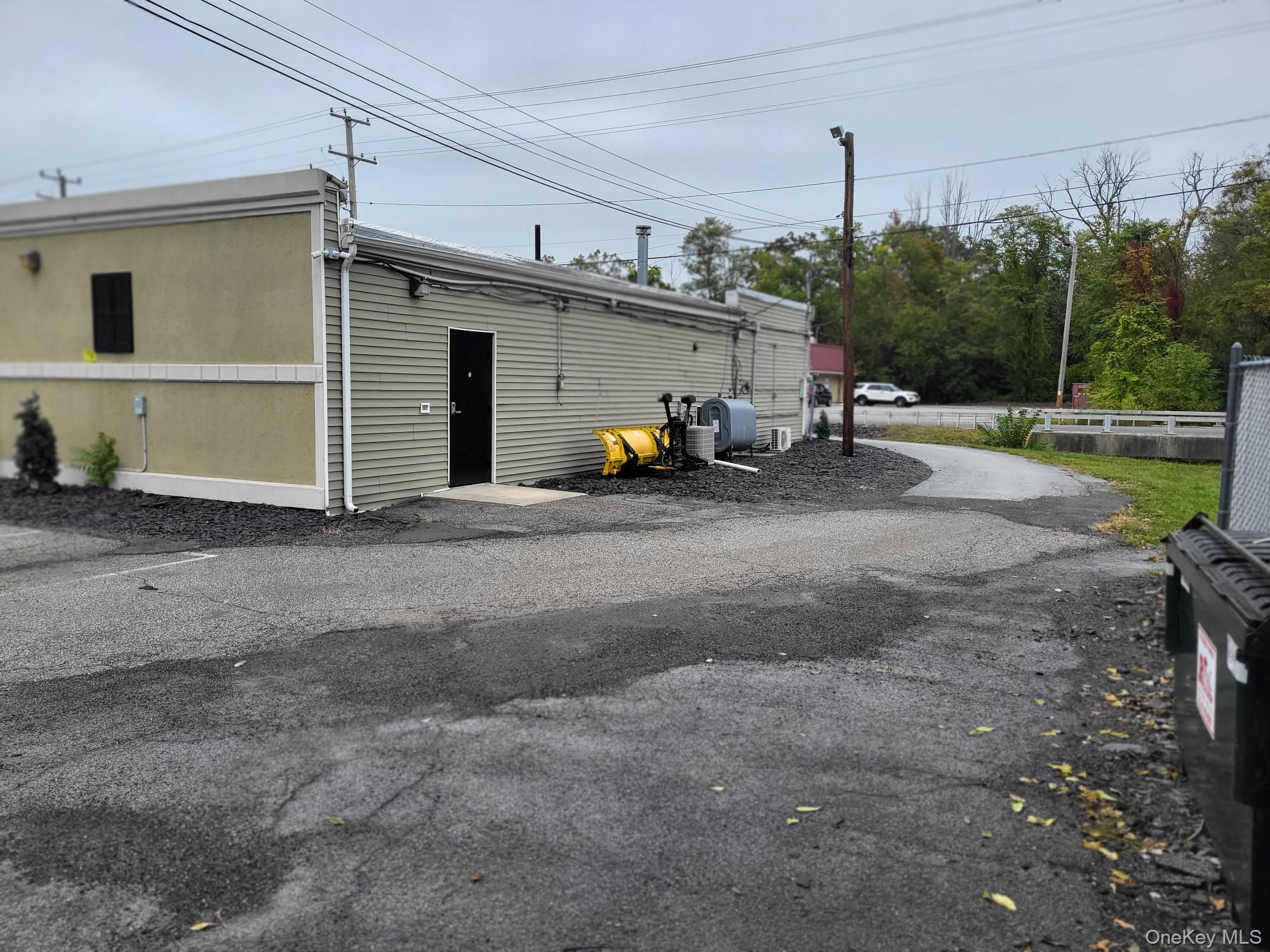 #8 photo, 929 Little Britain Road, New Windsor , NY 12553