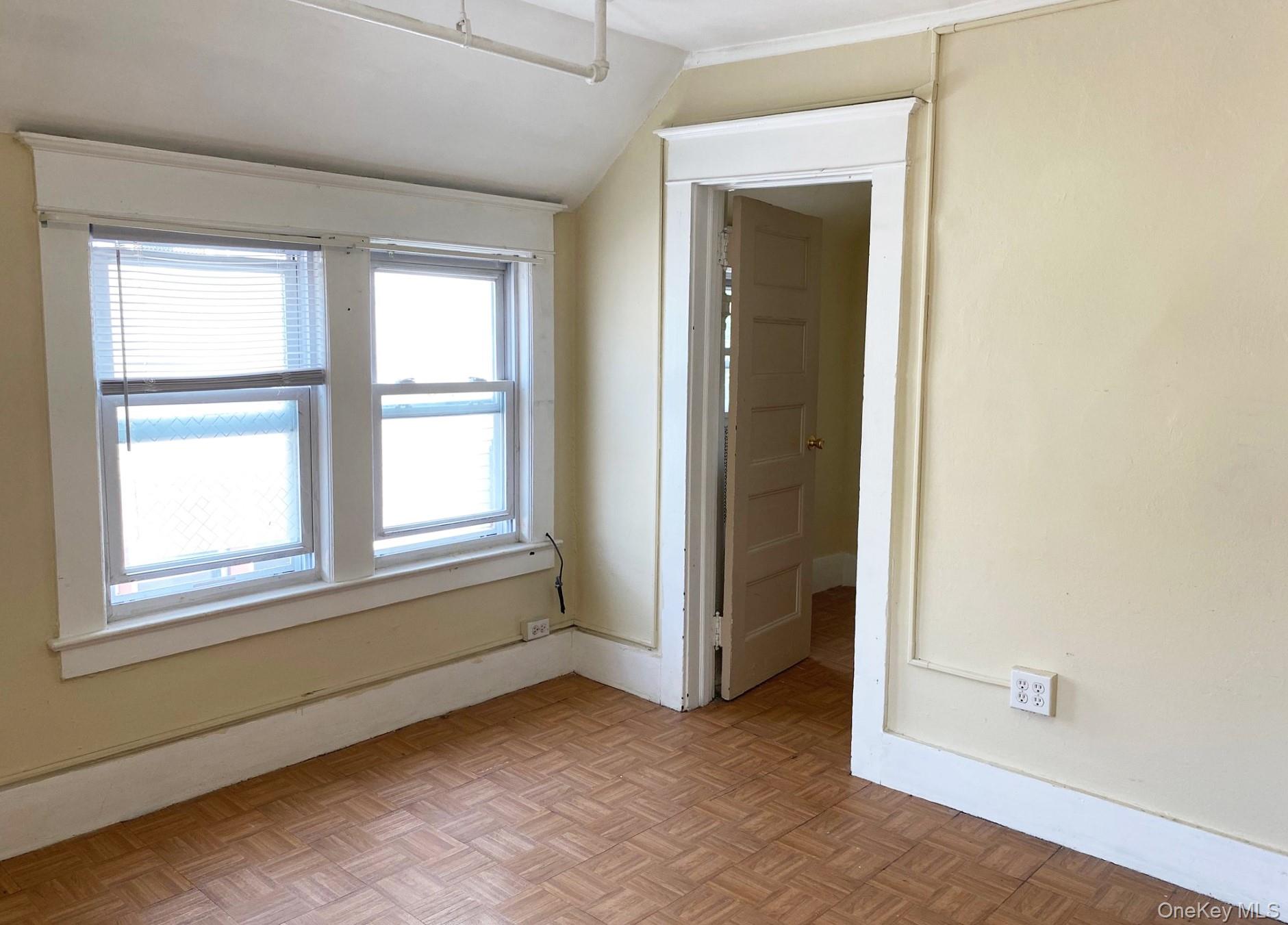 #8 photo, 15 Woodcrest Avenue, White Plains , NY 10604