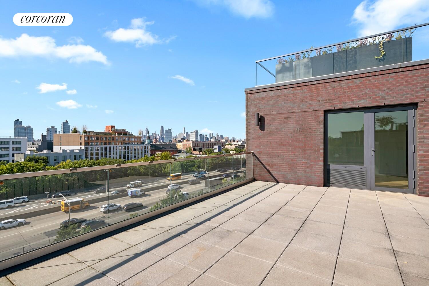 #3 photo, Brooklyn, ブルックリン区 Williamsburg,North , NY 11211