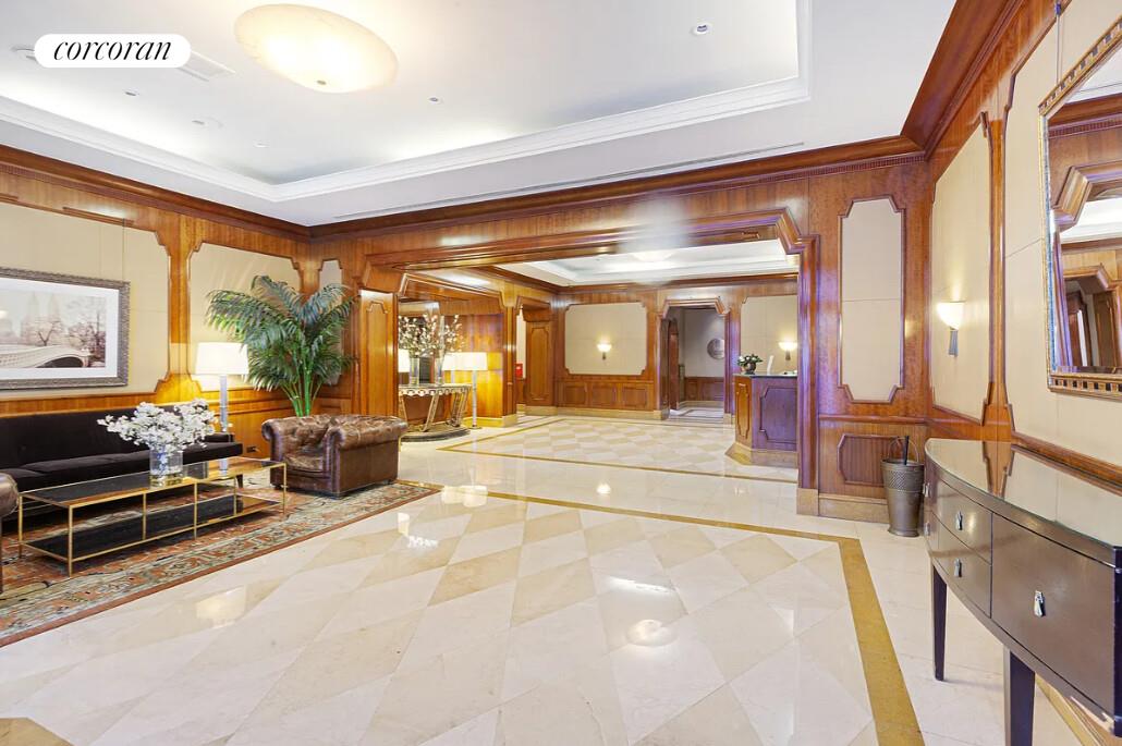 #11 photo, New York City, マンハッタン Yorkville , NY 10028