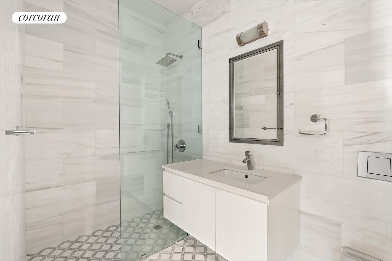 #5 photo, New York City, マンハッタン Yorkville , NY 10028