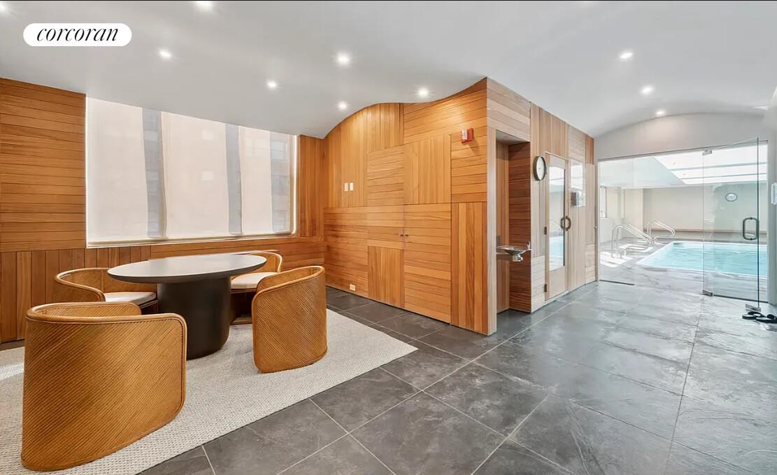 #8 photo, New York City, マンハッタン Yorkville , NY 10028