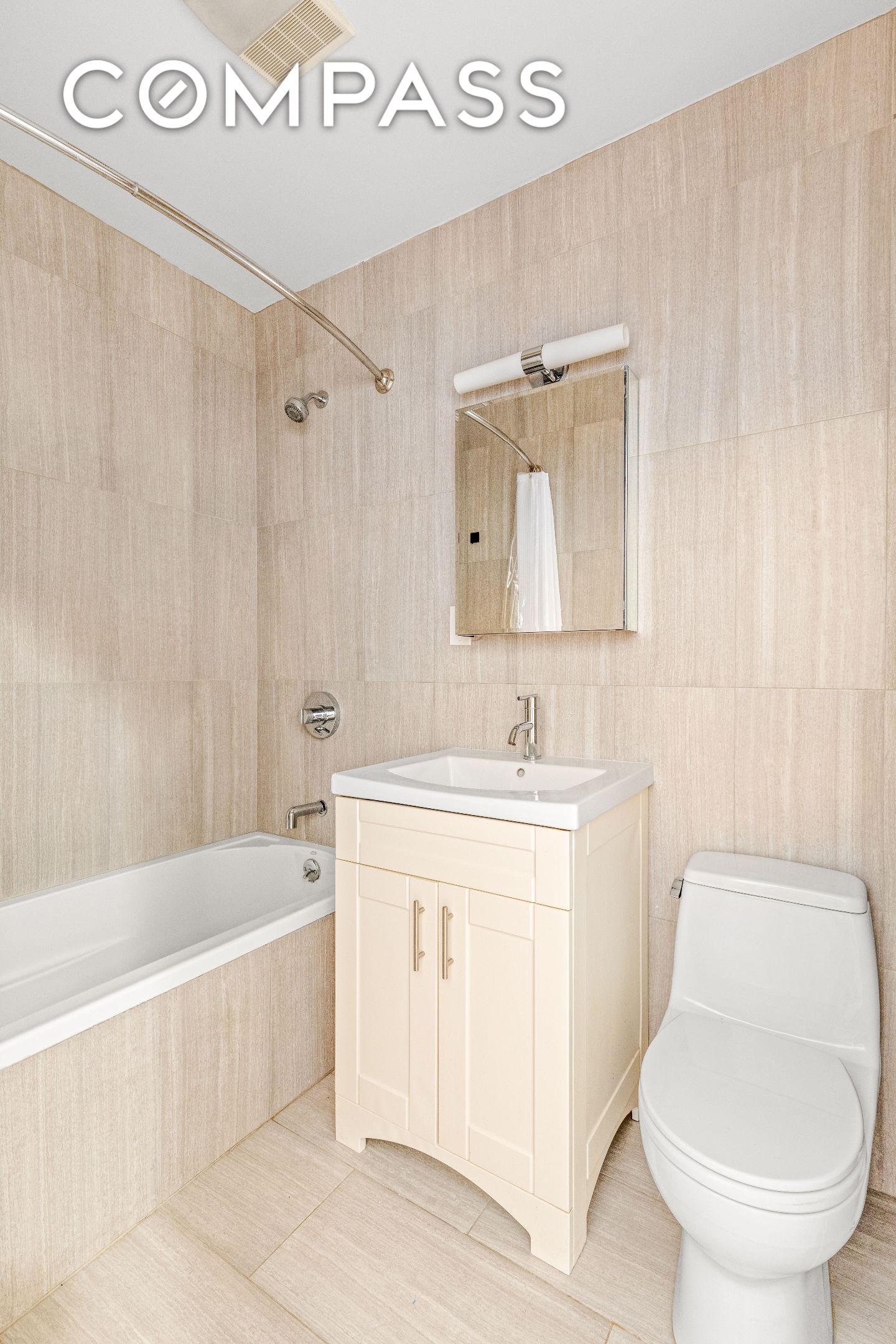 #10 photo, 1890 Adam Clayton Powell Jr Boulevard, マンハッタン Harlem , NY 10026