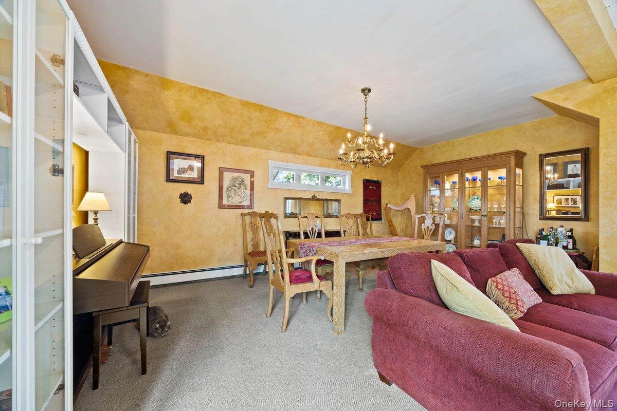 #9 photo, 186 Green Street, Valley Stream , NY 11580