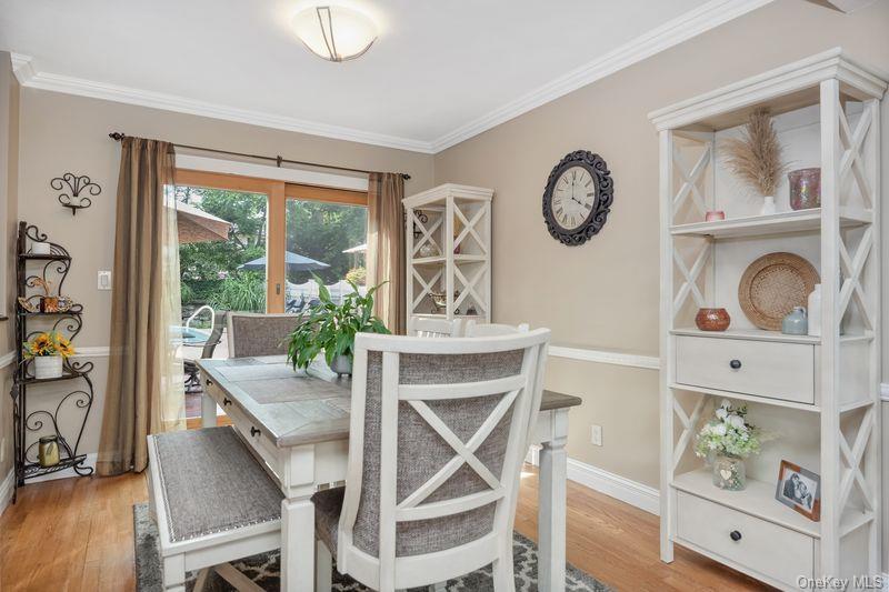 #17 photo, 1 Earl Road, Melville , NY 11747